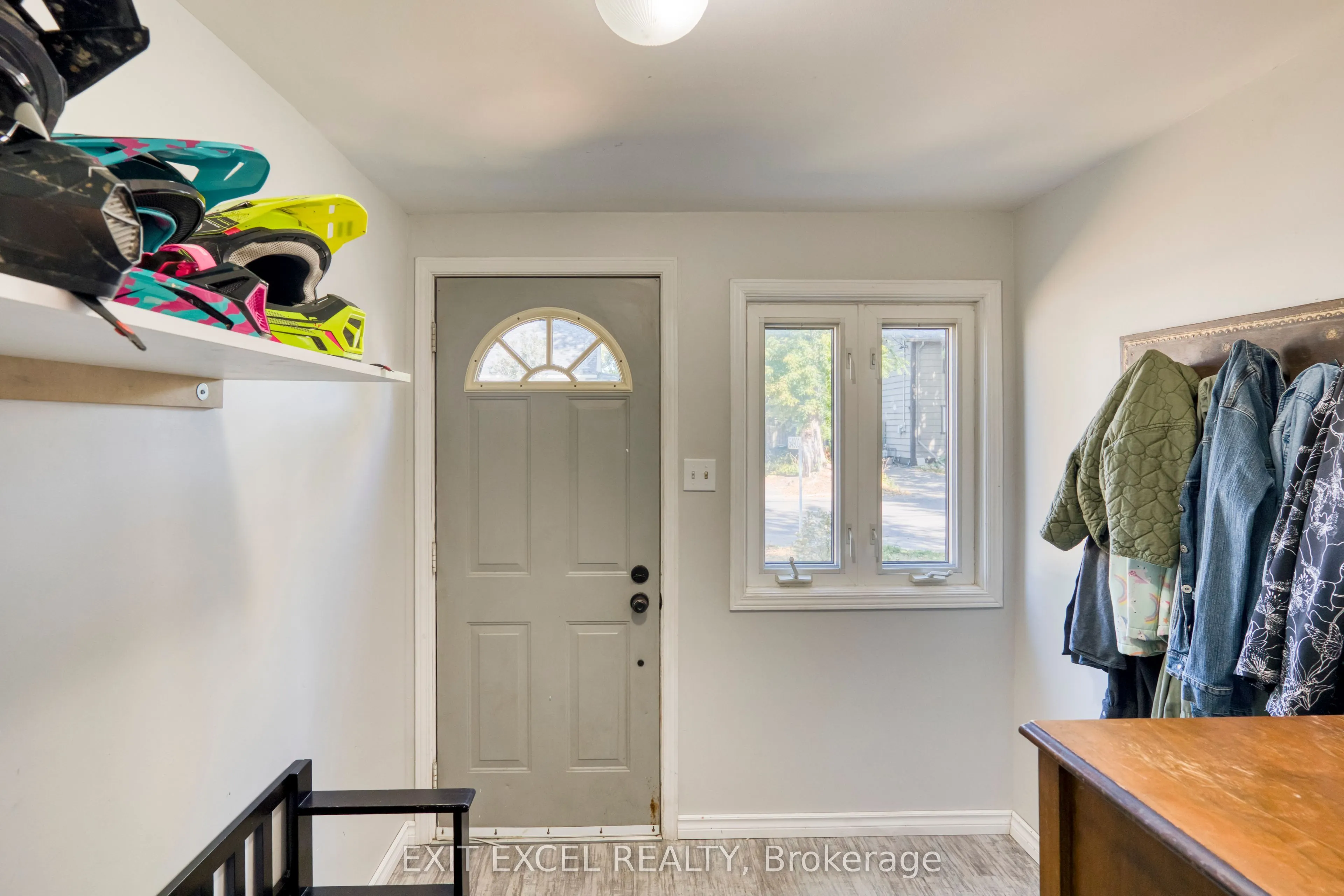 5490 MacTavish Place