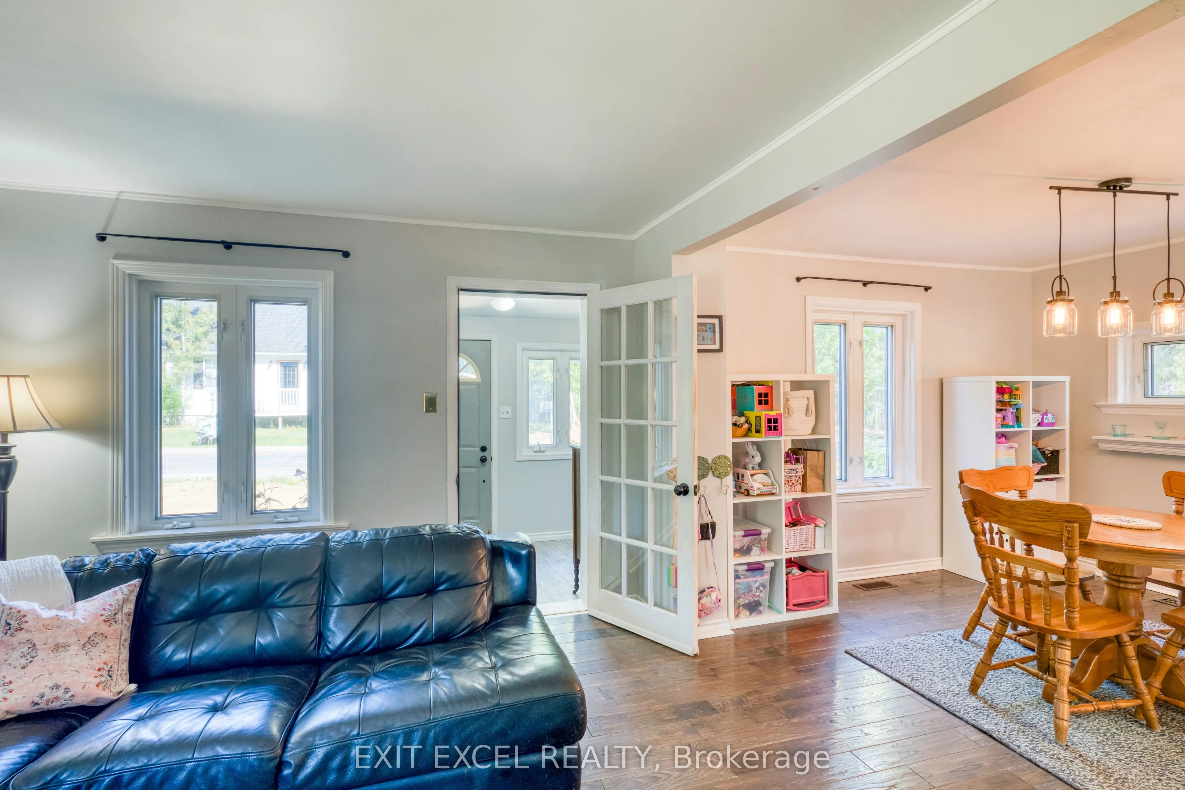 5490 MacTavish Place