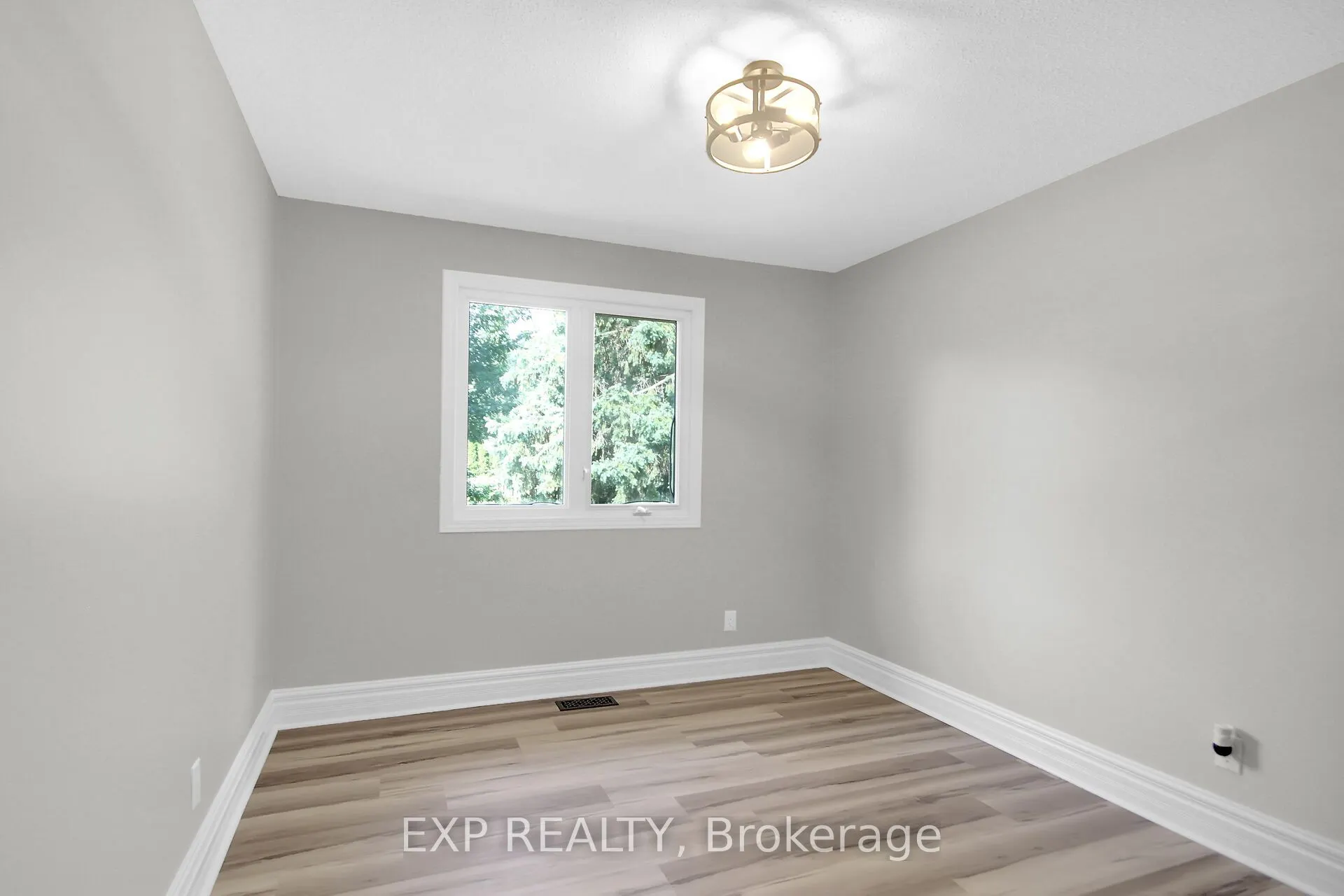 1083 Eadie Road
