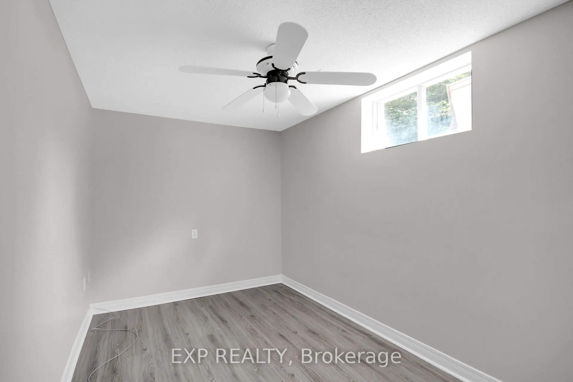 1083 Eadie Road