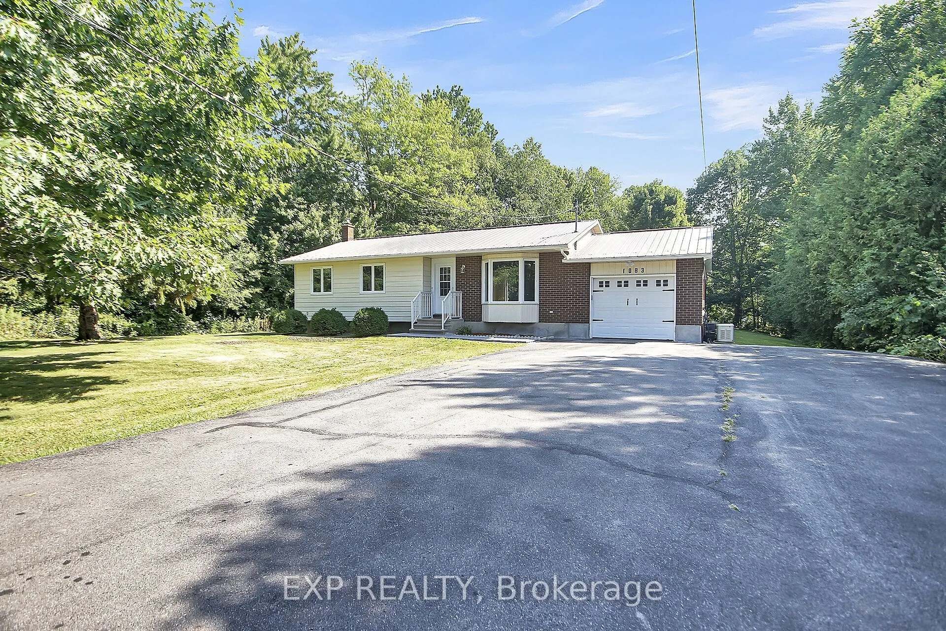 1083 Eadie Road