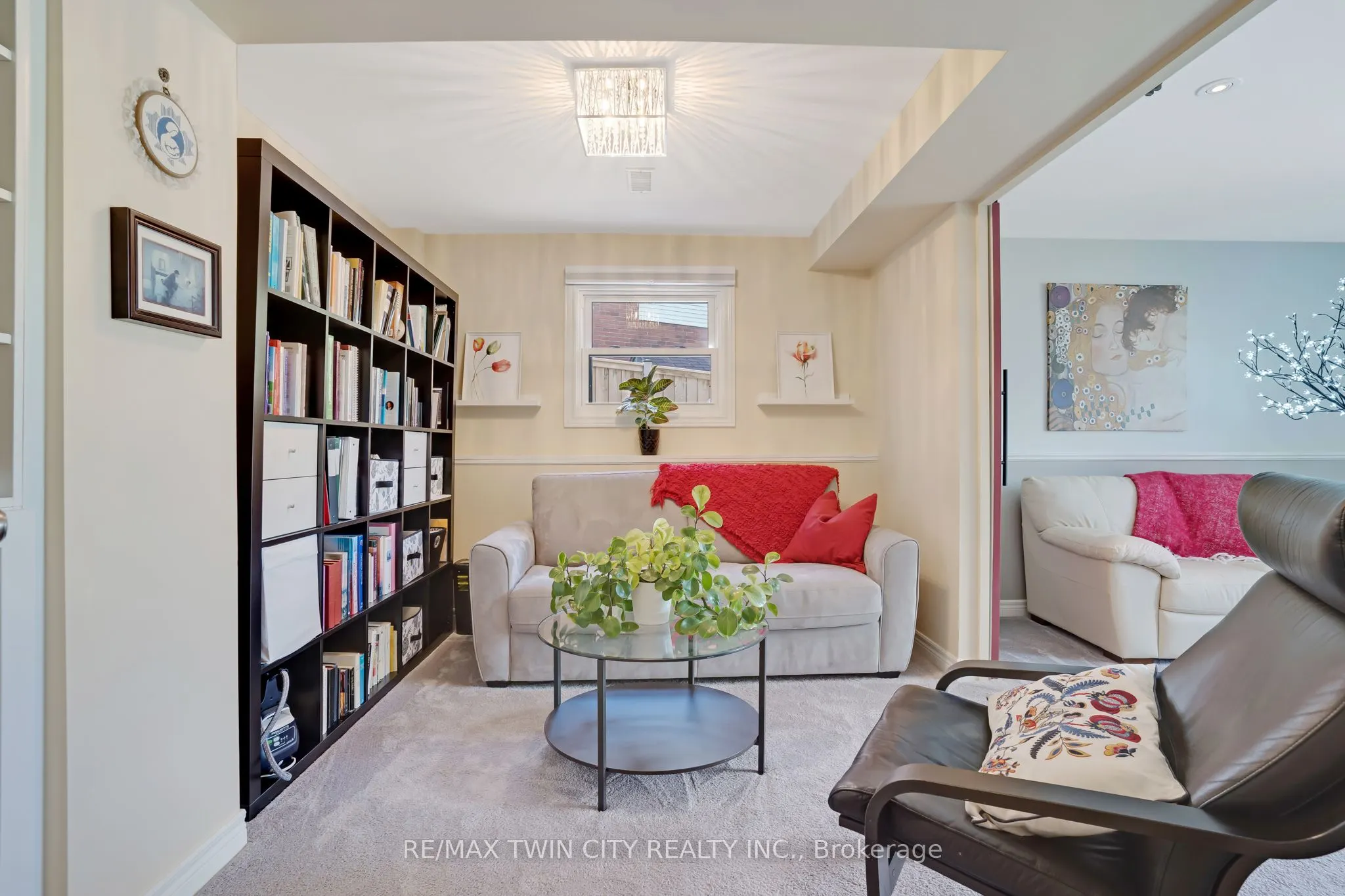 238 Westview Court