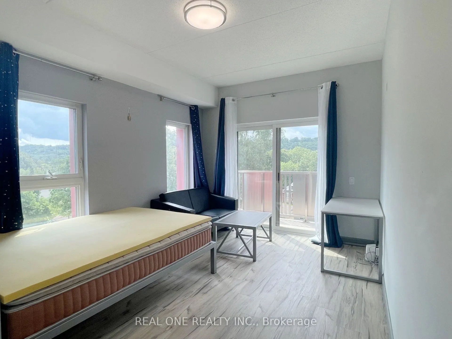77 Leland Street, #521