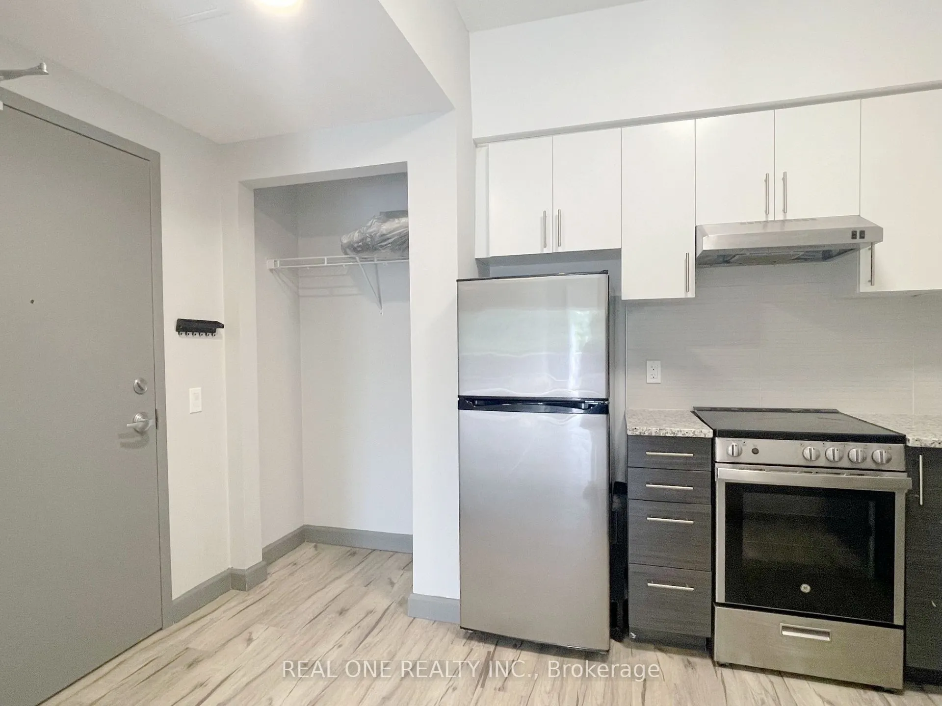 77 Leland Street, #521