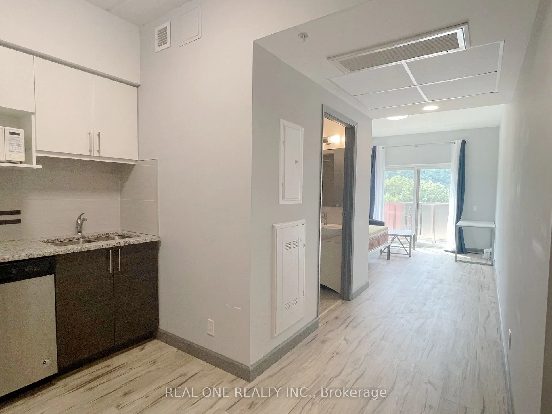 77 Leland Street, #521