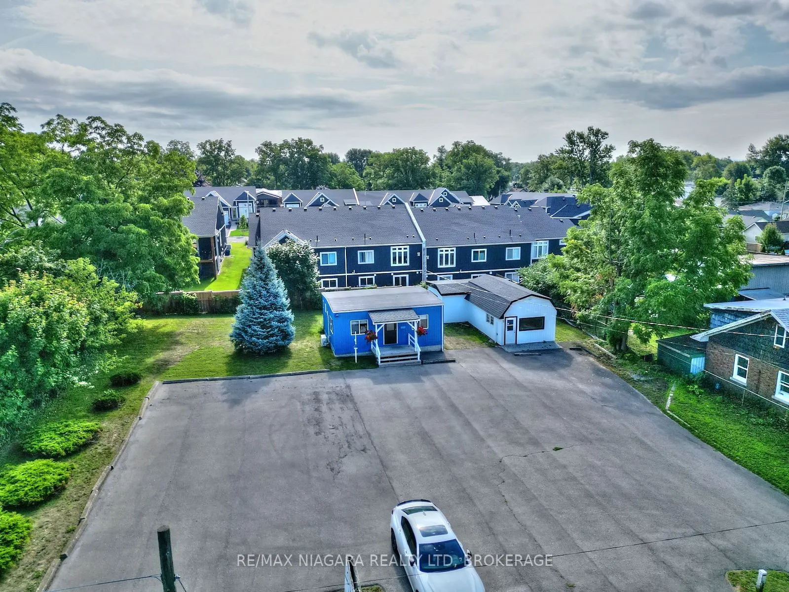 210 RIDGEWAY Road