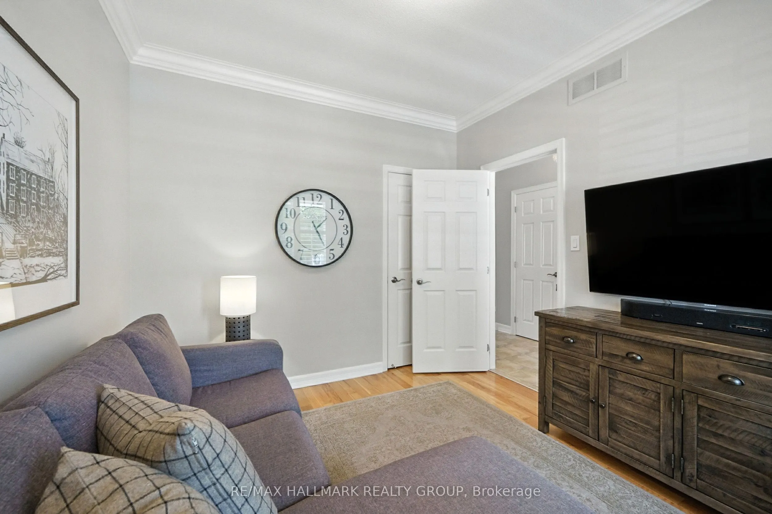 261 Cairnsmore Circle