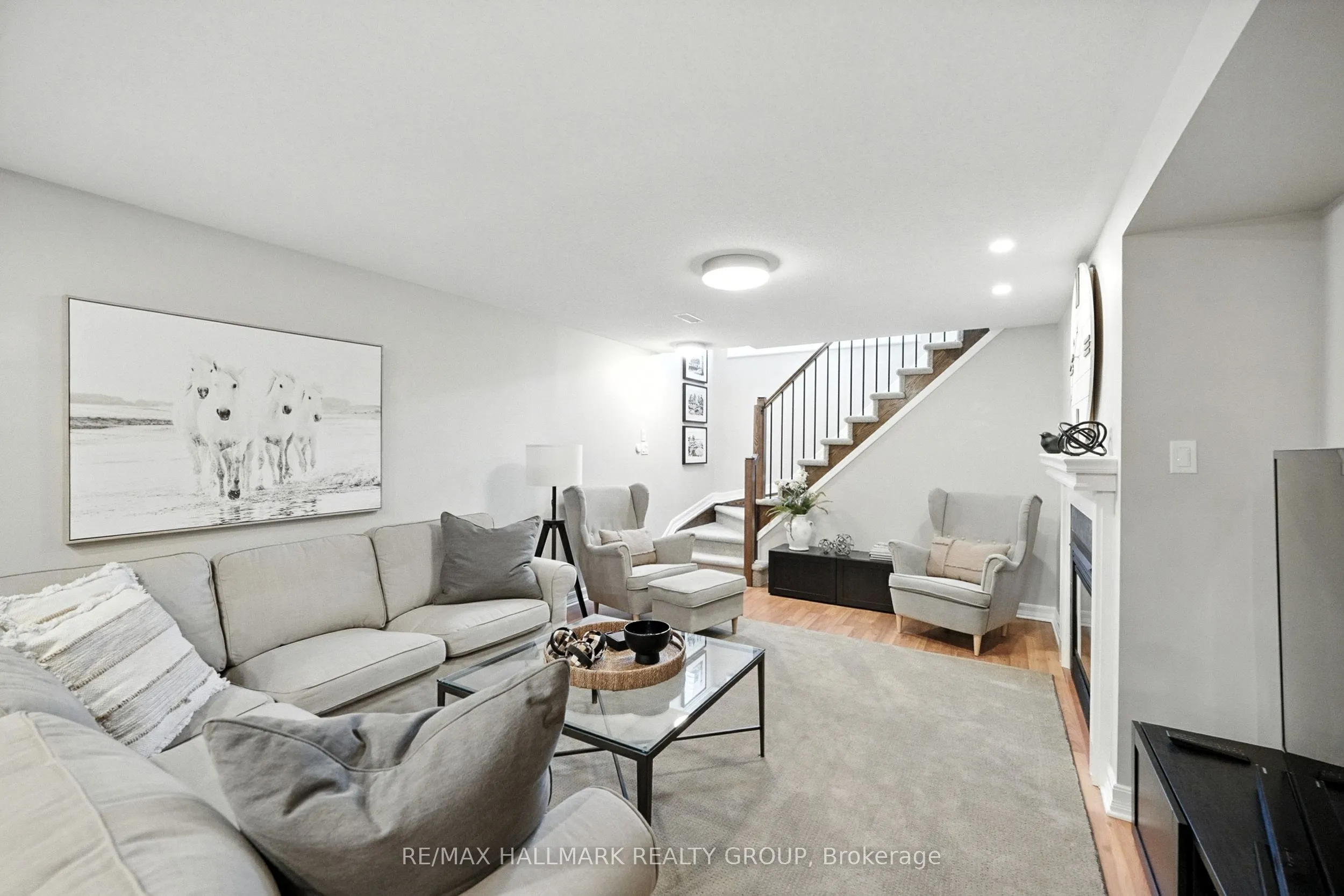 261 Cairnsmore Circle