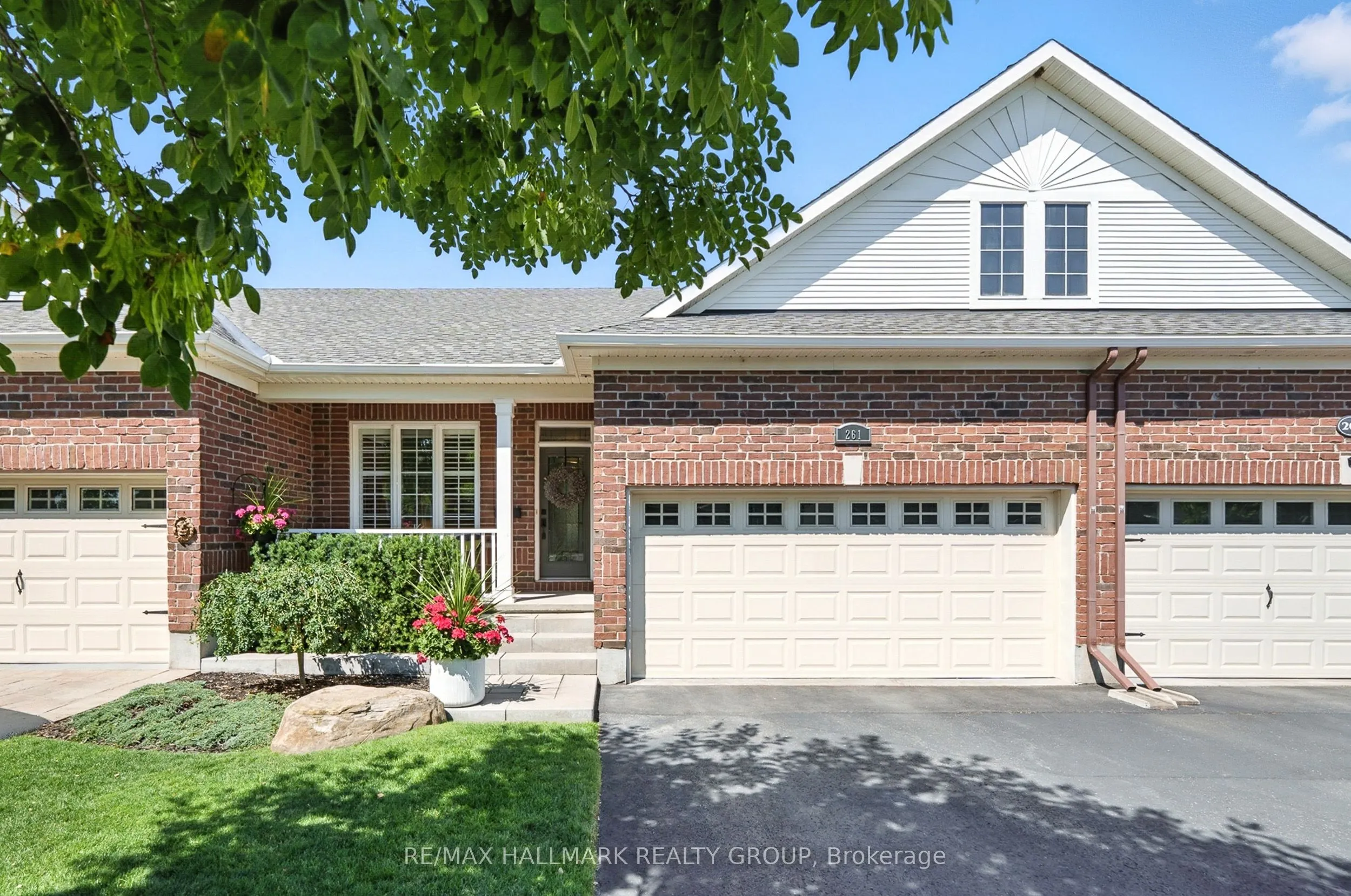 261 Cairnsmore Circle