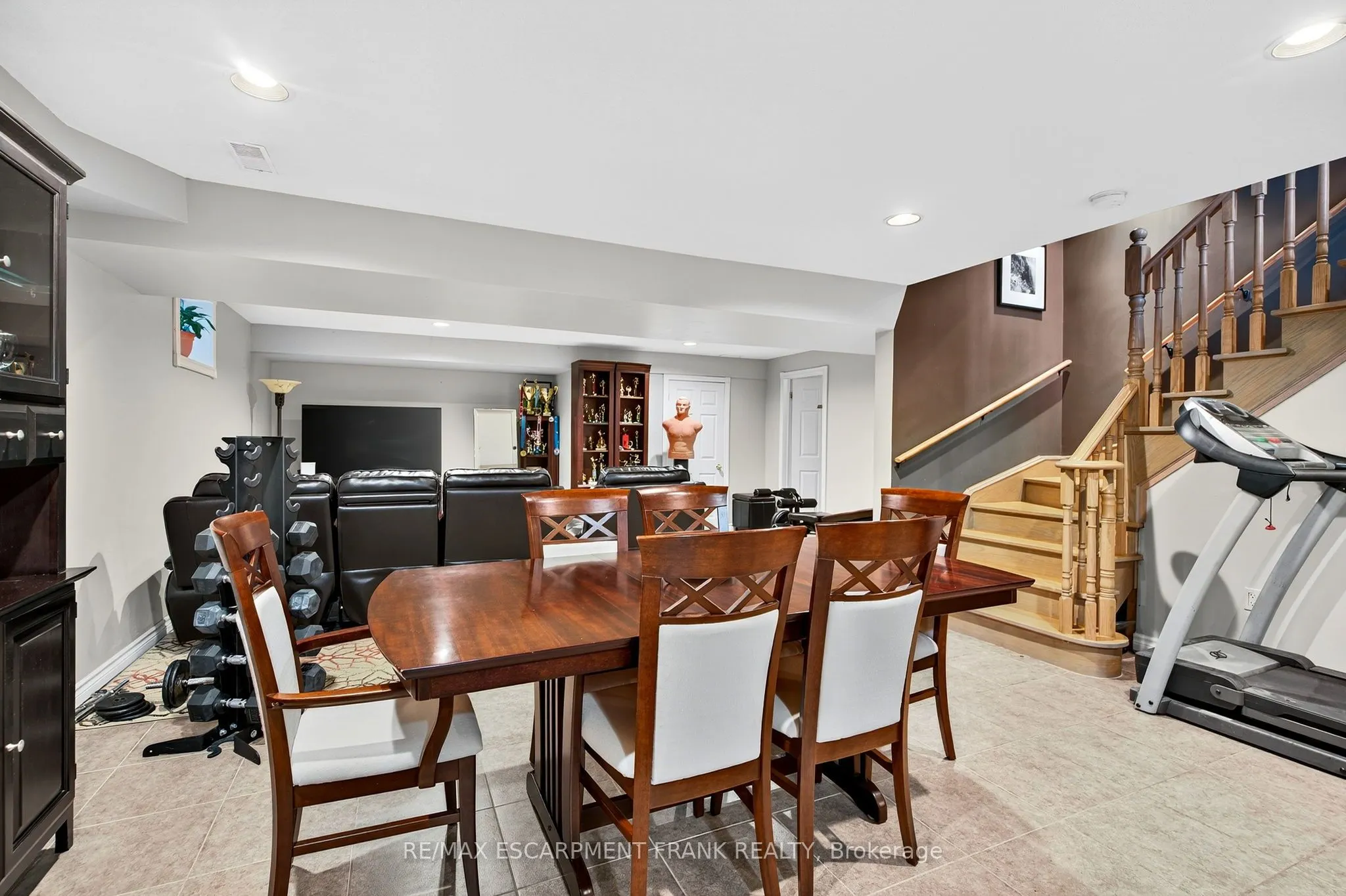 18 Konstantine Court
