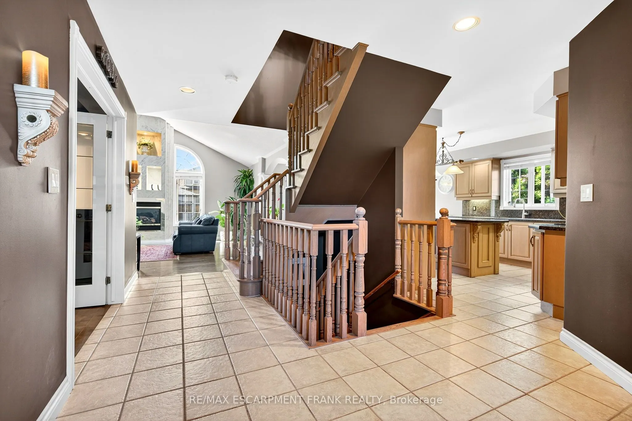 18 Konstantine Court