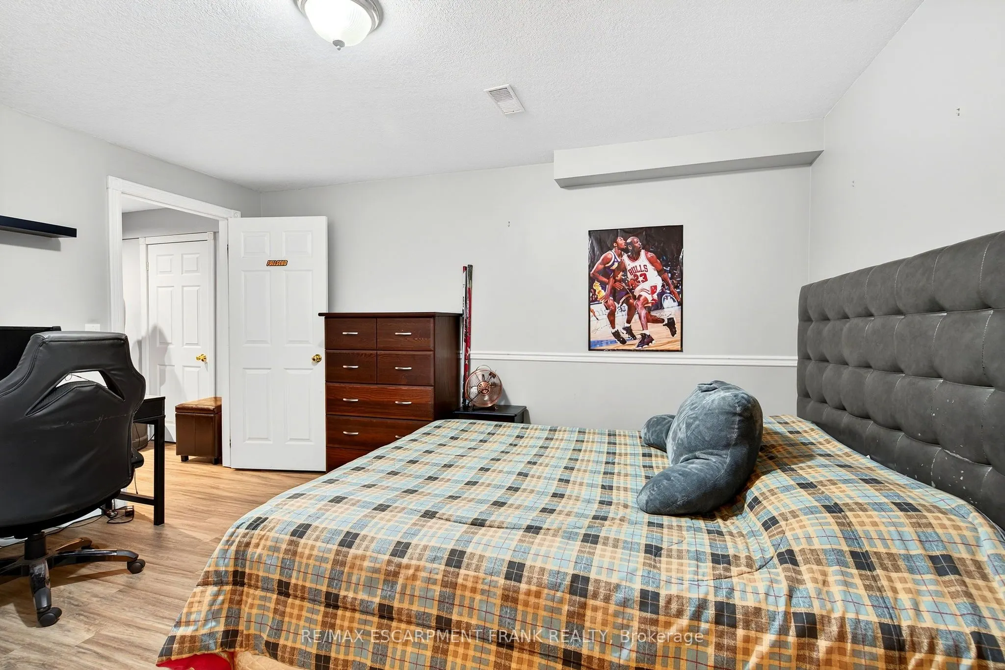 18 Konstantine Court