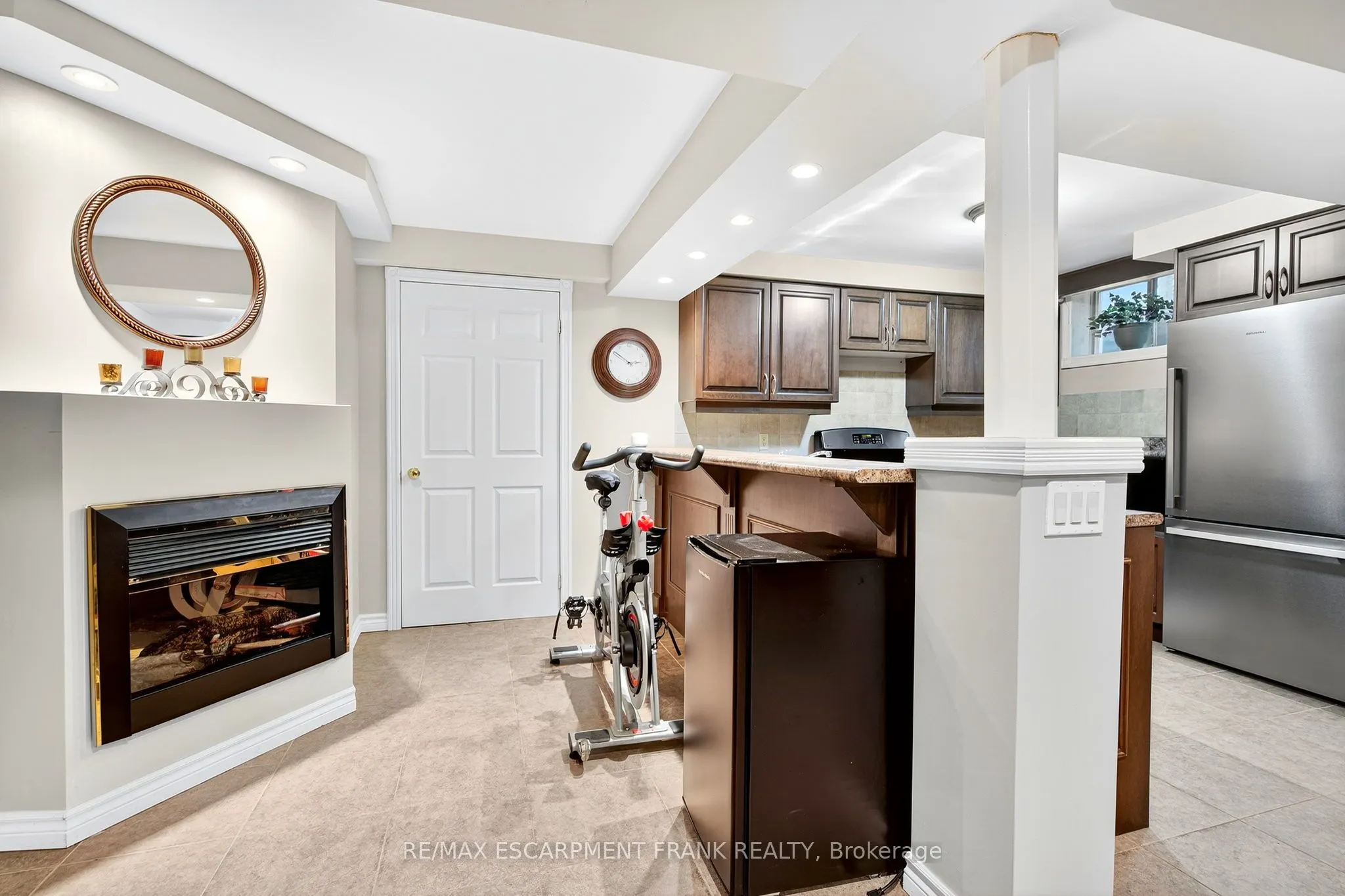 18 Konstantine Court
