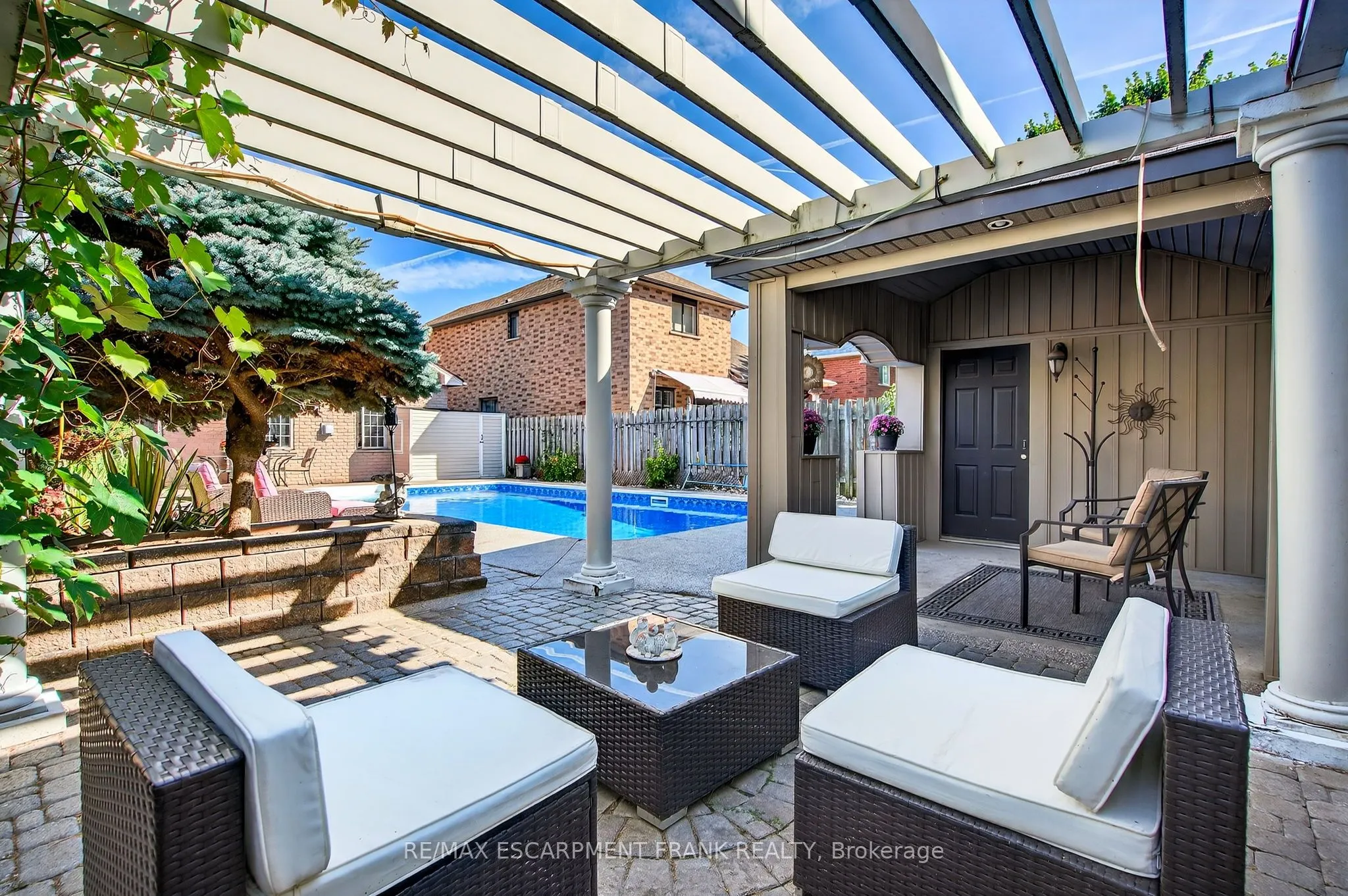 18 Konstantine Court