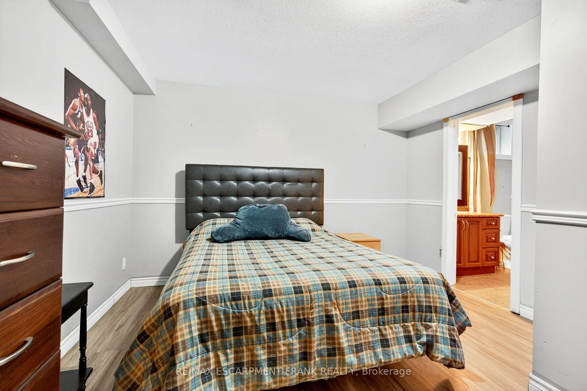 18 Konstantine Court
