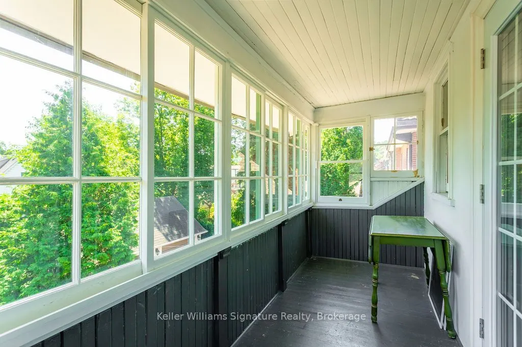 89 Kensington Avenue S