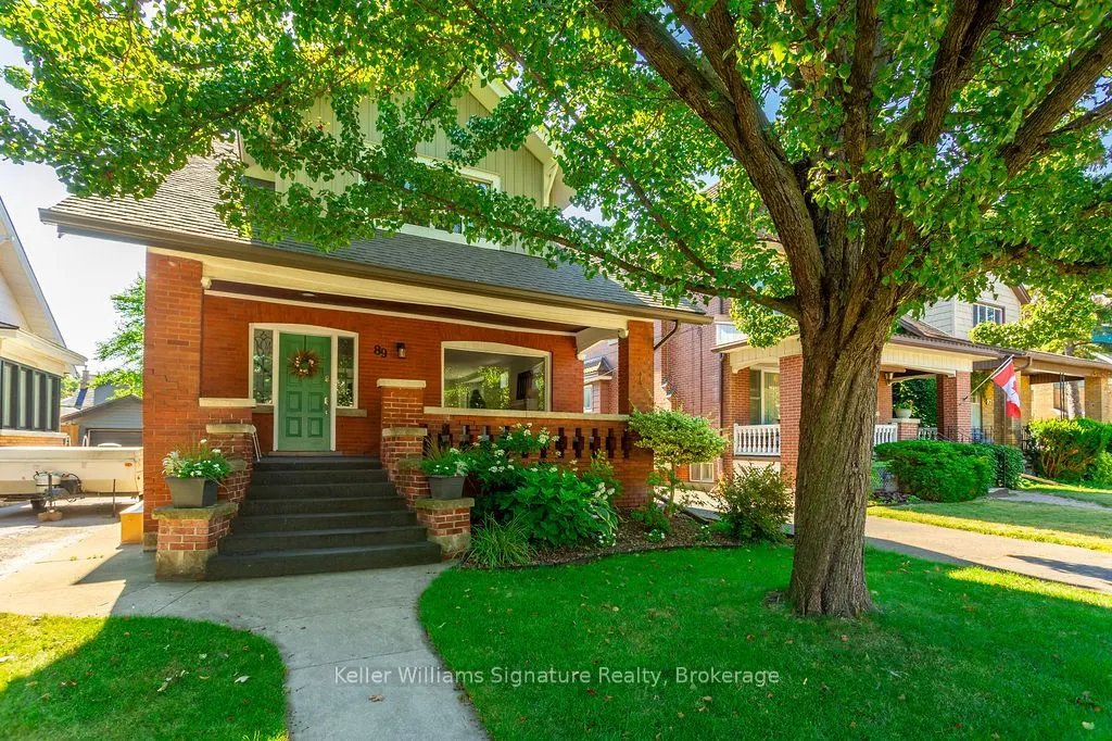 89 Kensington Avenue S