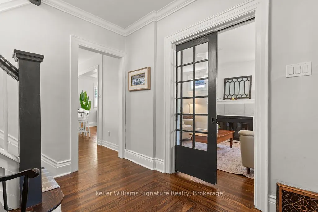 89 Kensington Avenue S