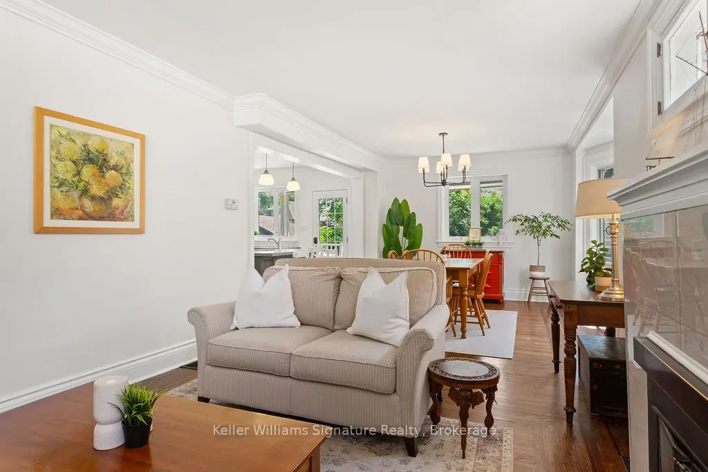 89 Kensington Avenue S