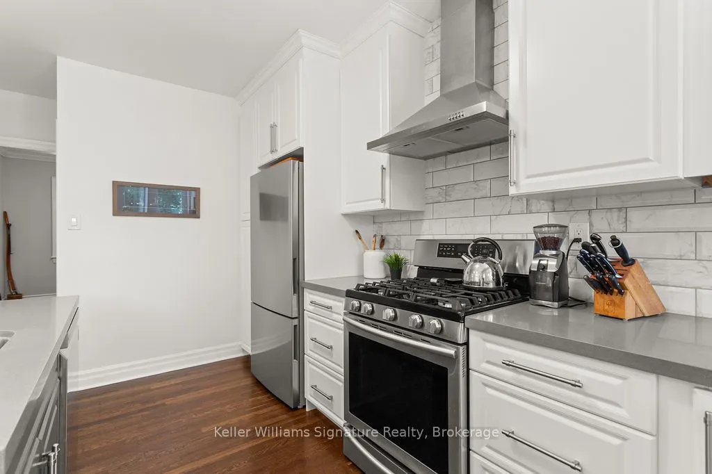 89 Kensington Avenue S