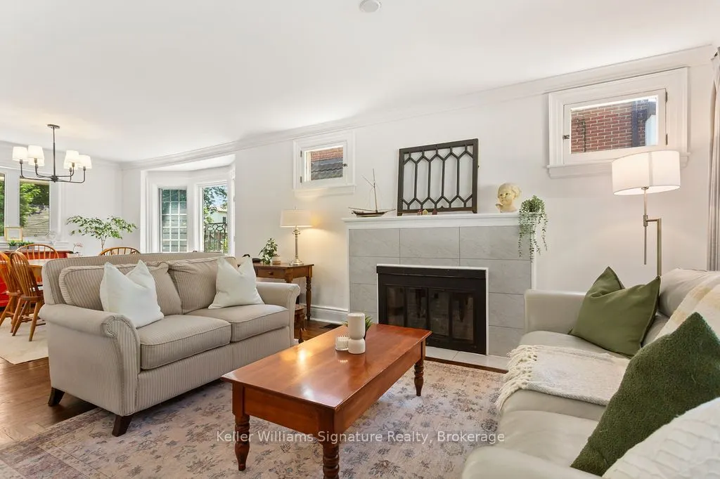 89 Kensington Avenue S