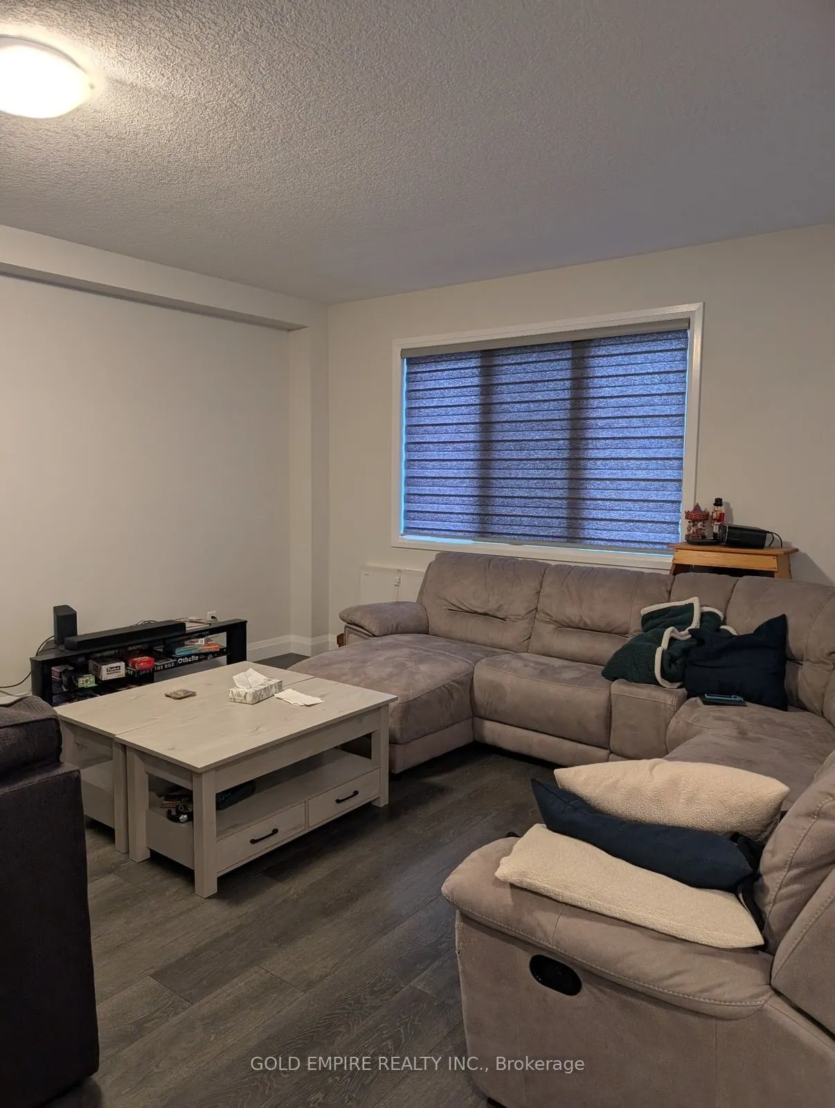 72 CASH Crescent