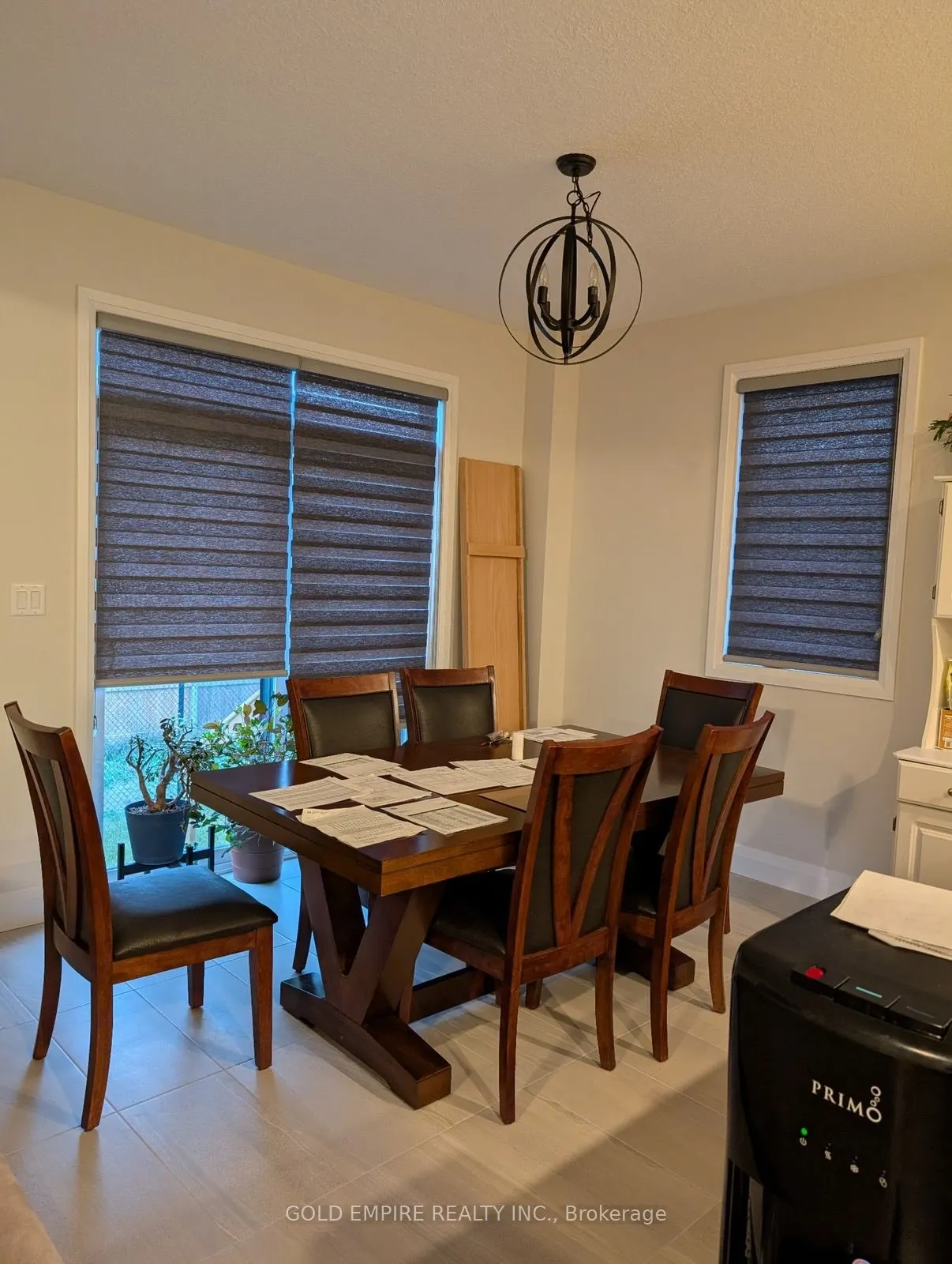 72 CASH Crescent
