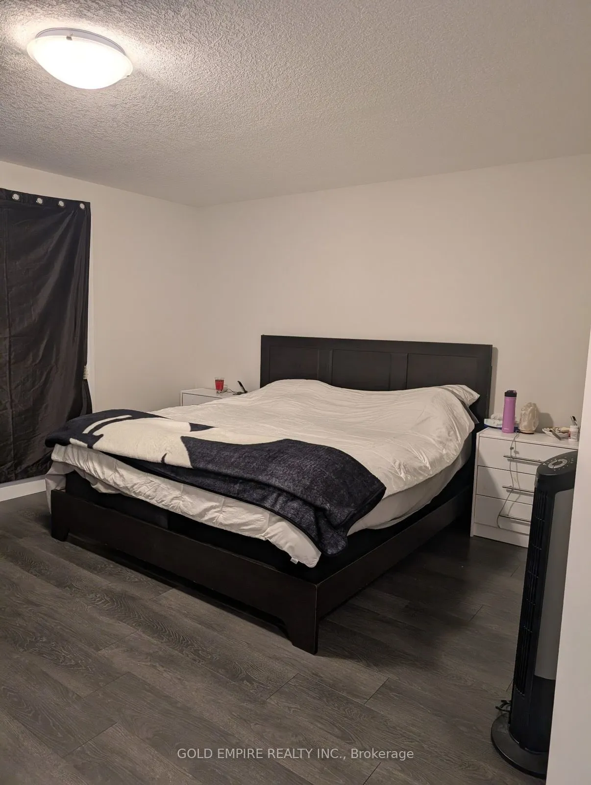 72 CASH Crescent