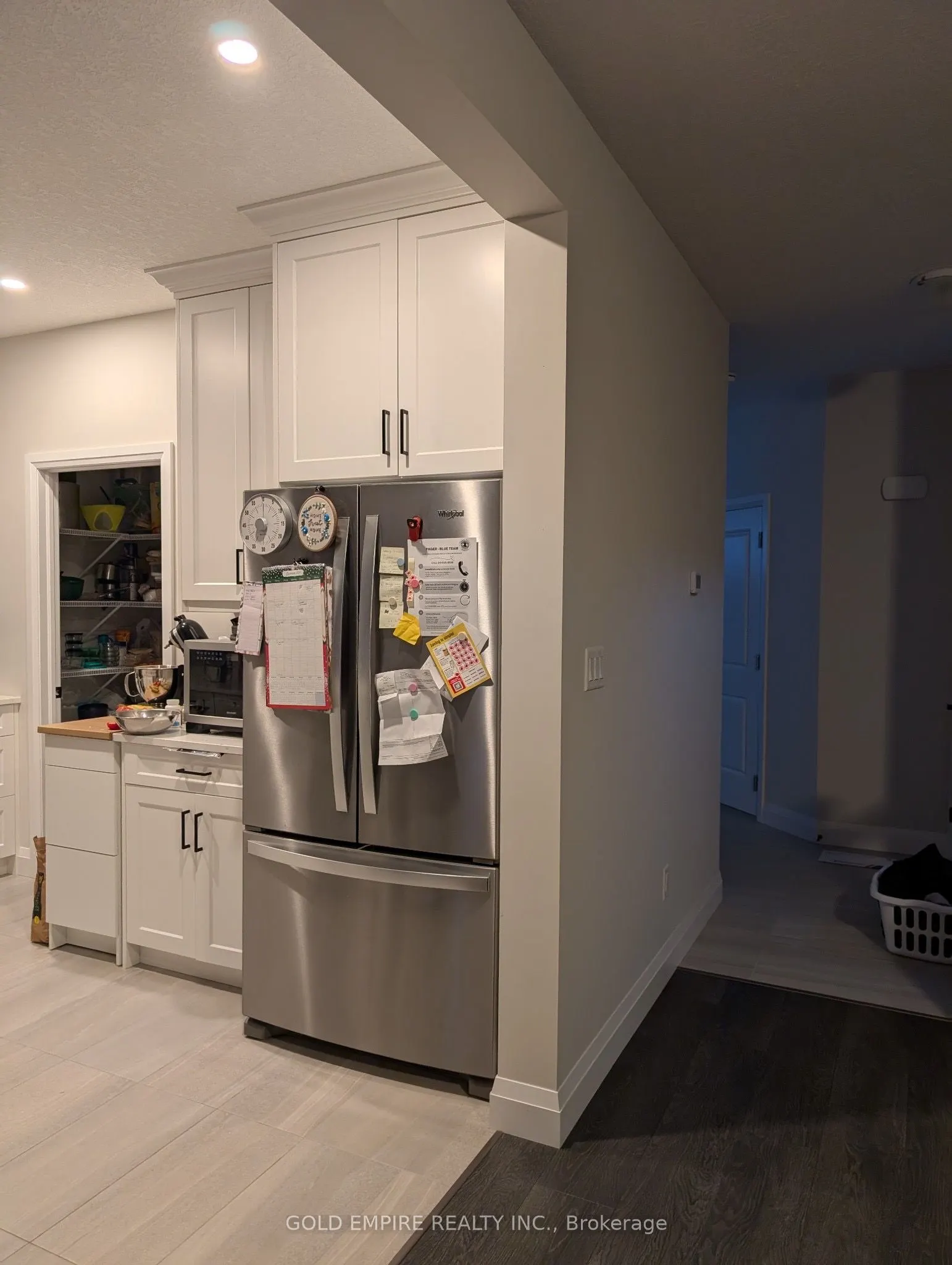 72 CASH Crescent