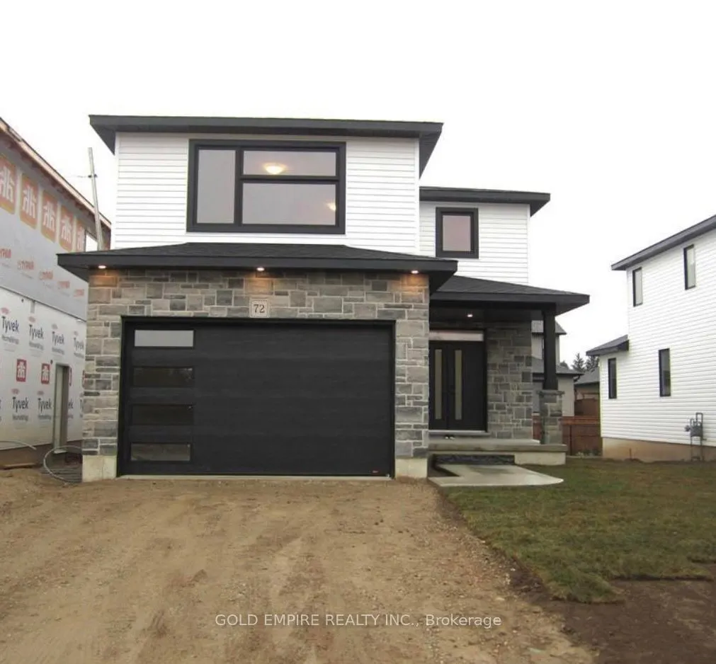 72 CASH Crescent