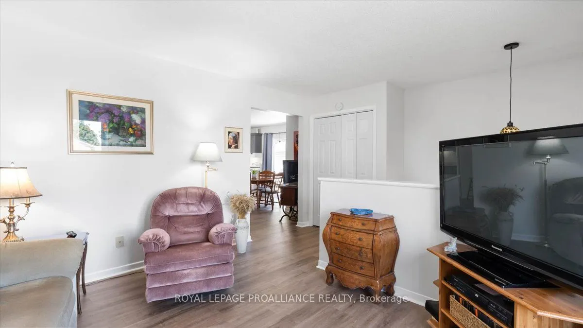 233 Russet Road