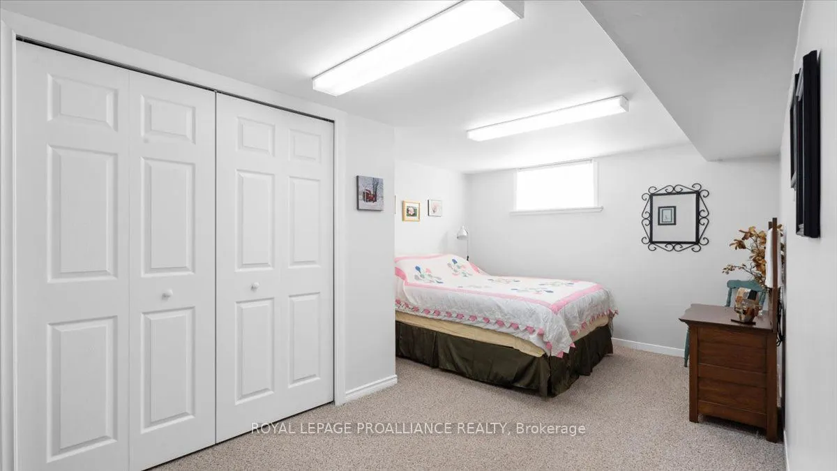 233 Russet Road