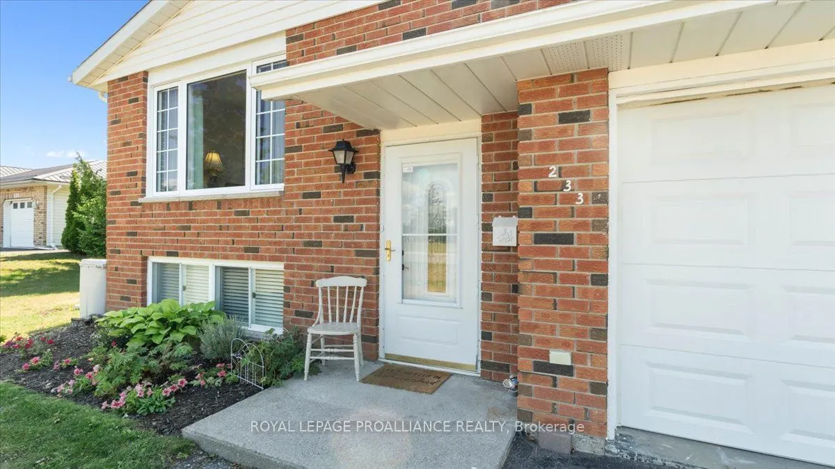 233 Russet Road
