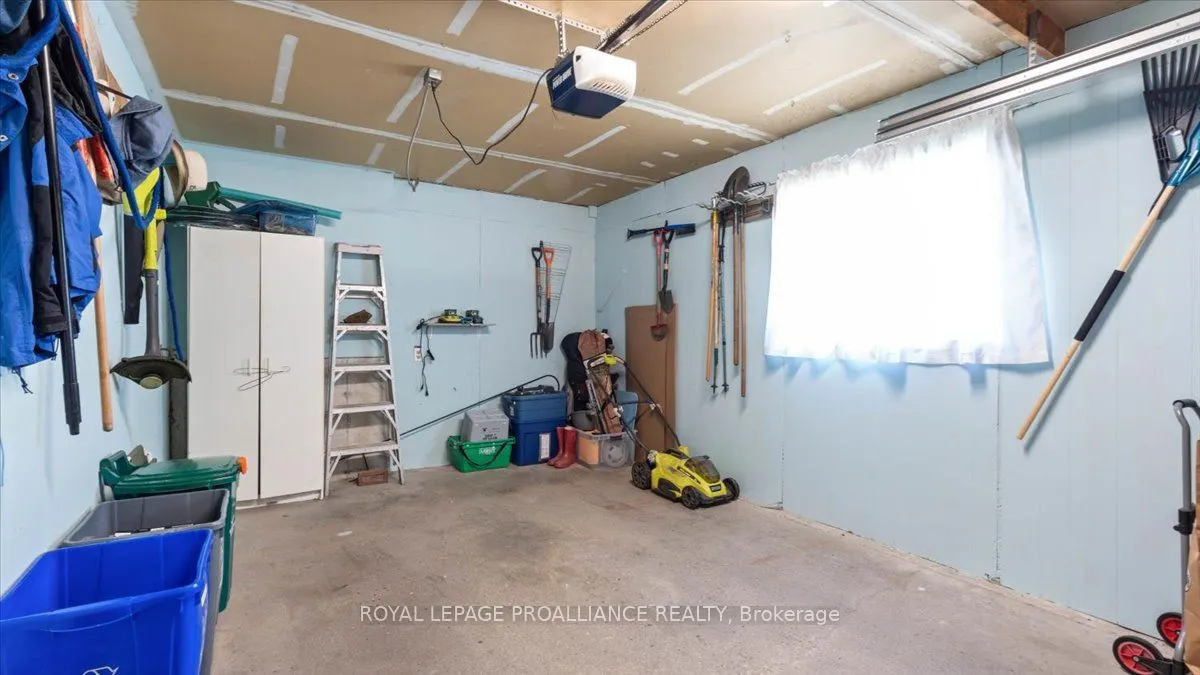 233 Russet Road