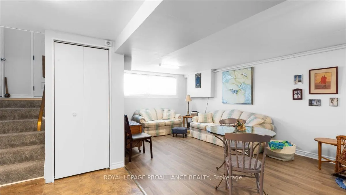 233 Russet Road