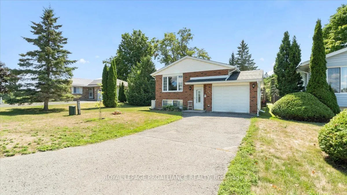 233 Russet Road