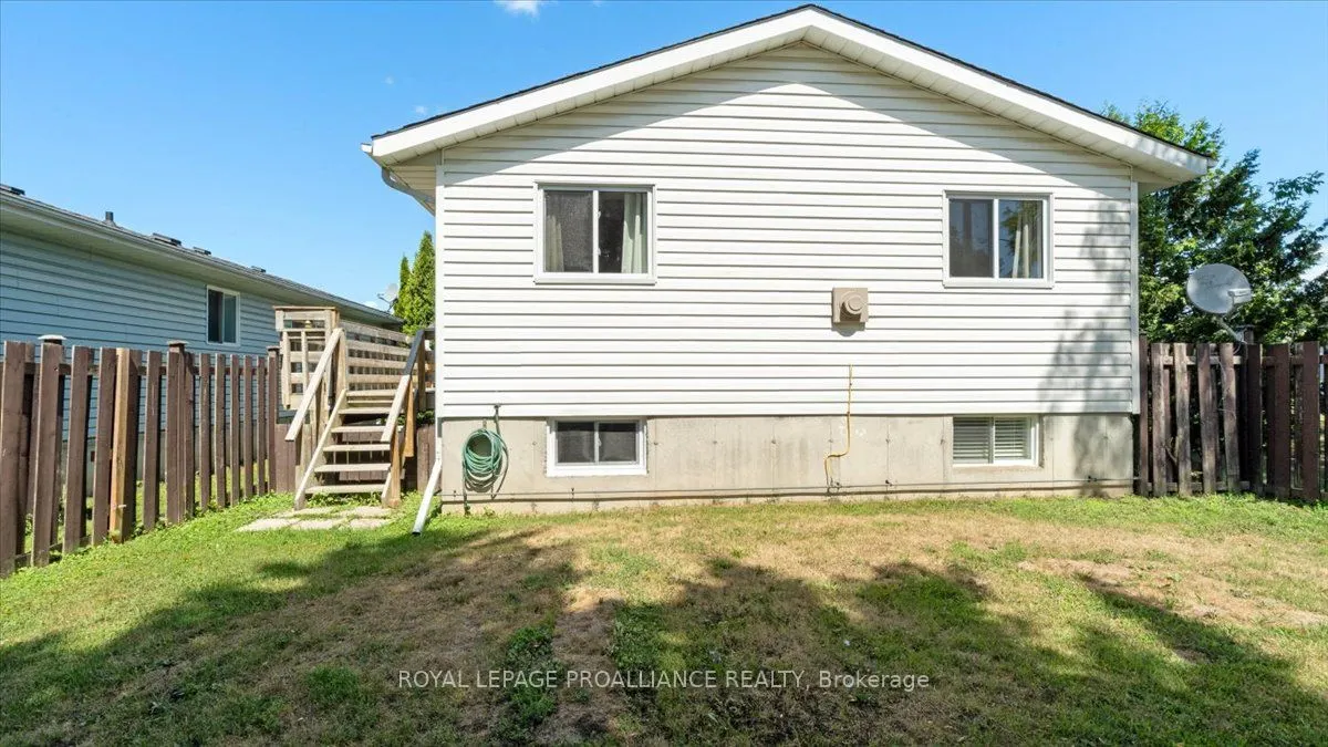233 Russet Road