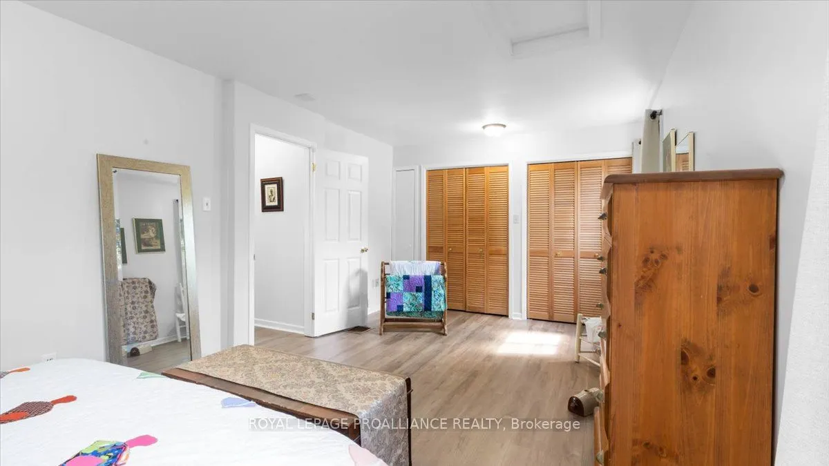 233 Russet Road