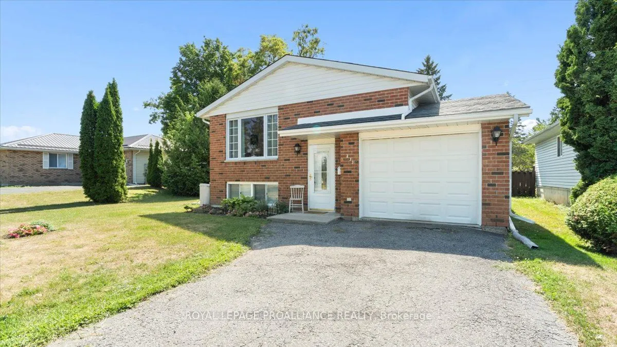 233 Russet Road