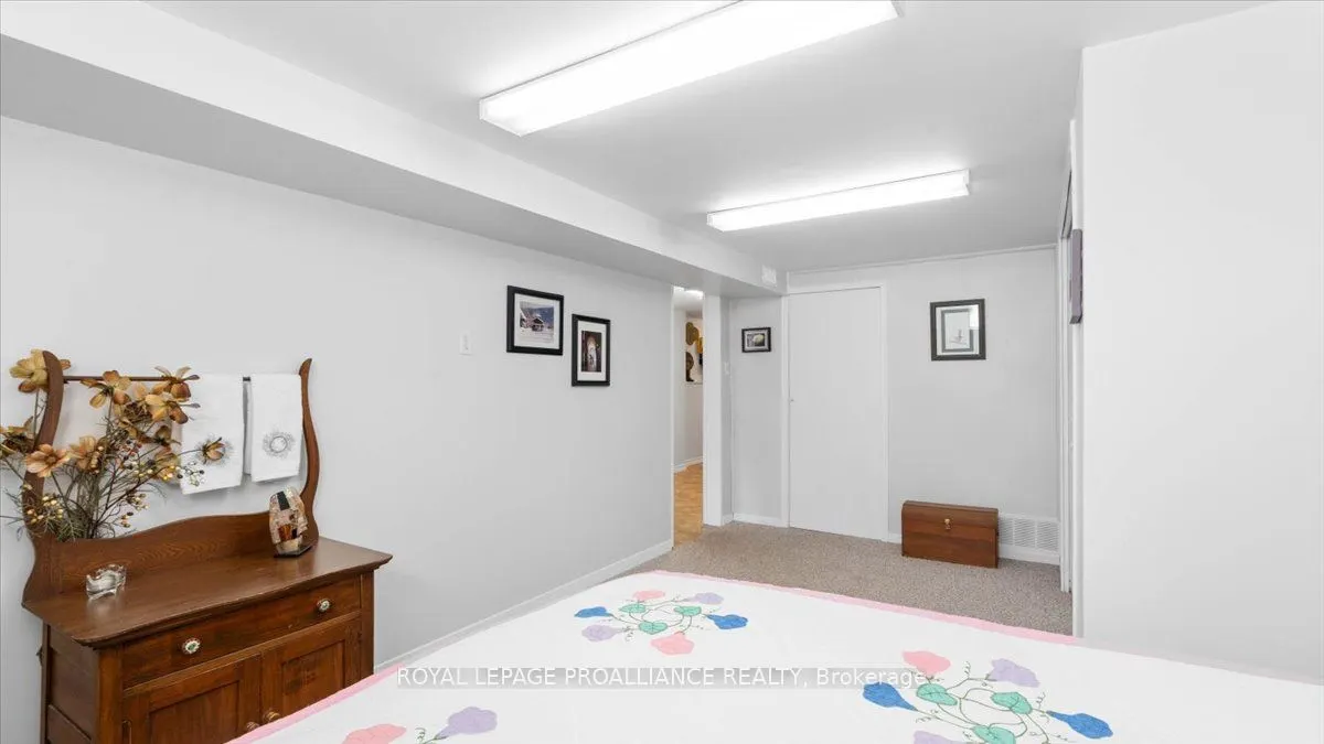 233 Russet Road