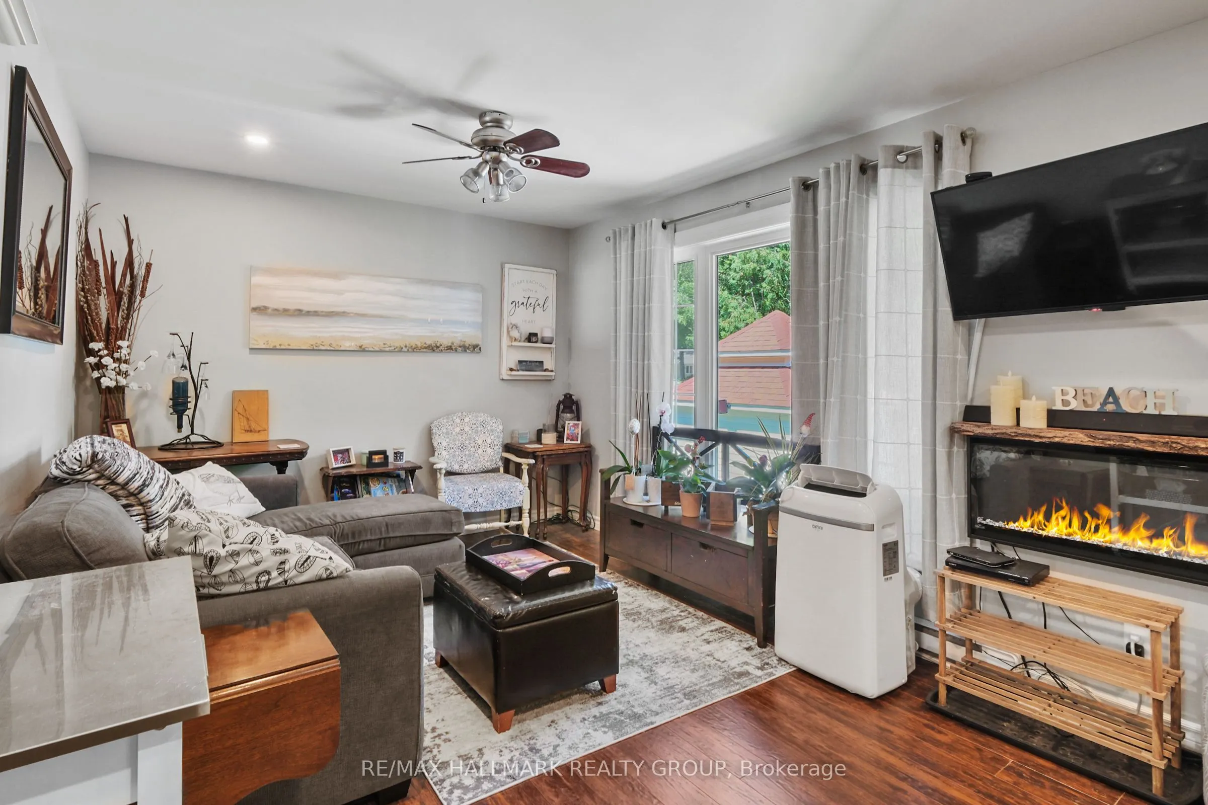 715 Bayview Drive