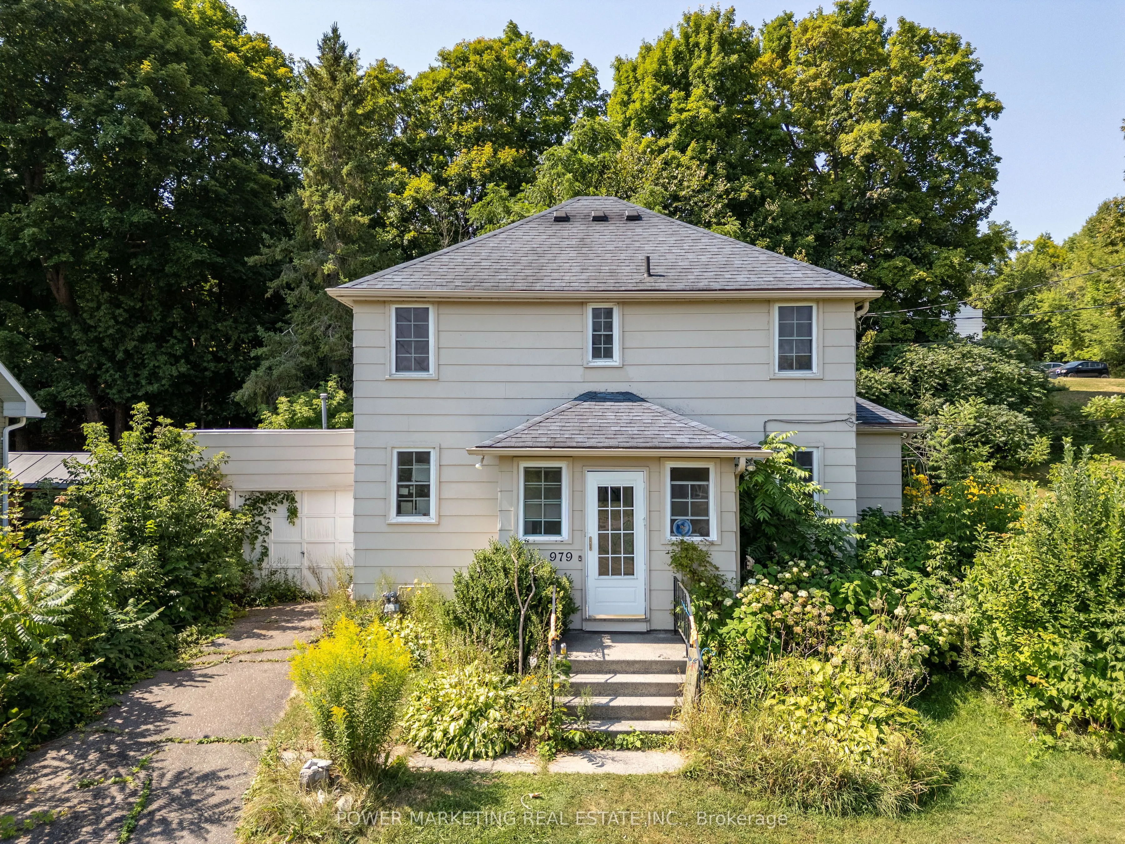 979 RIVER Road