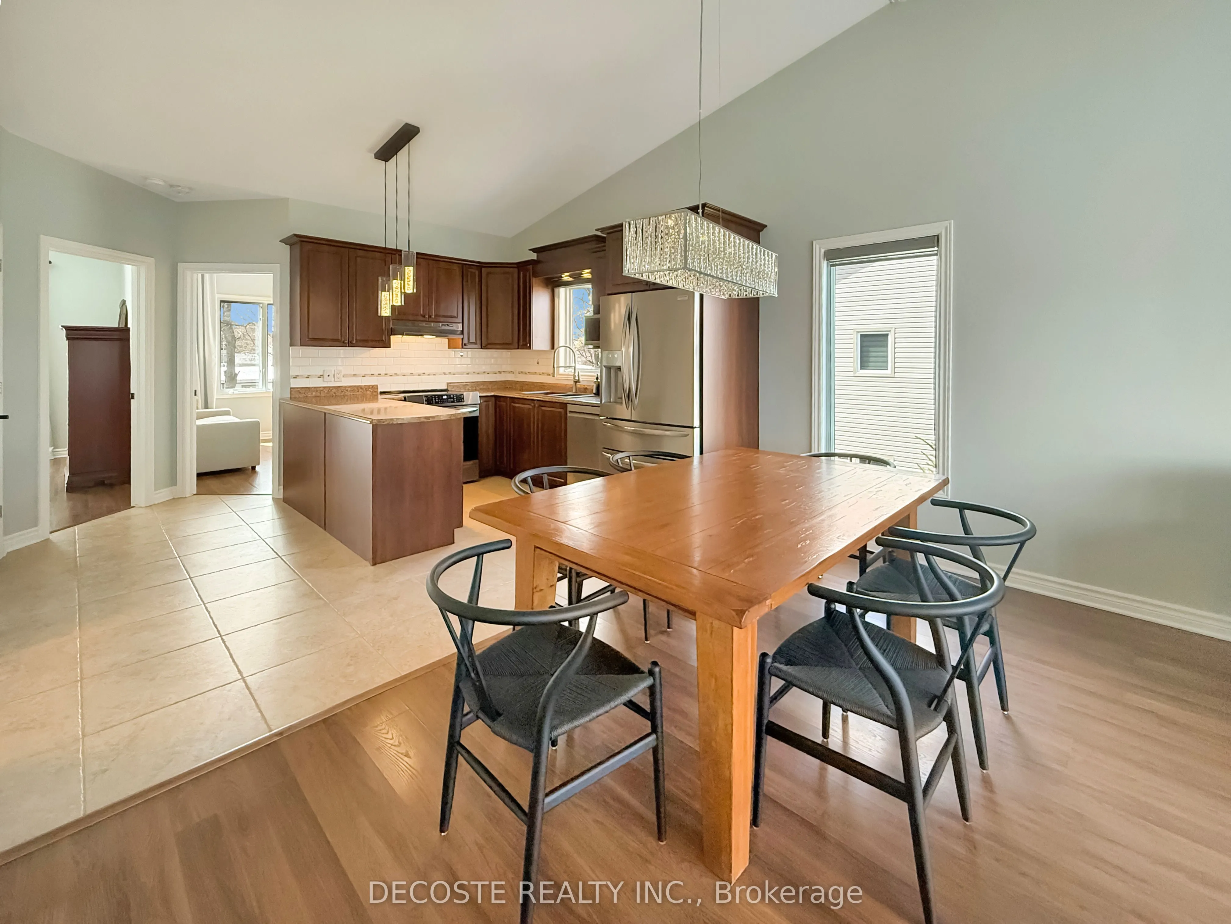 28 Valain Street, #8