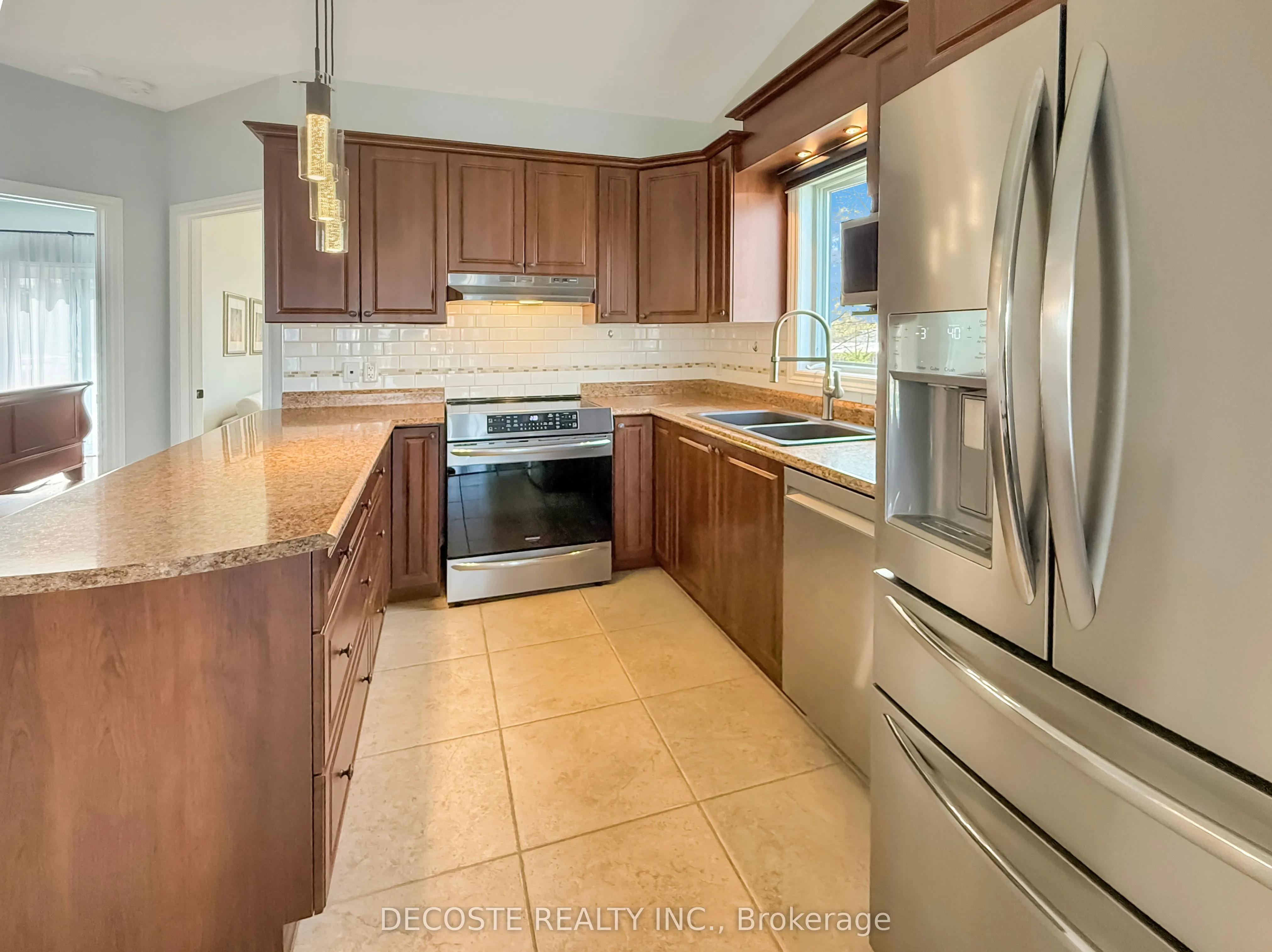 28 Valain Street, #8
