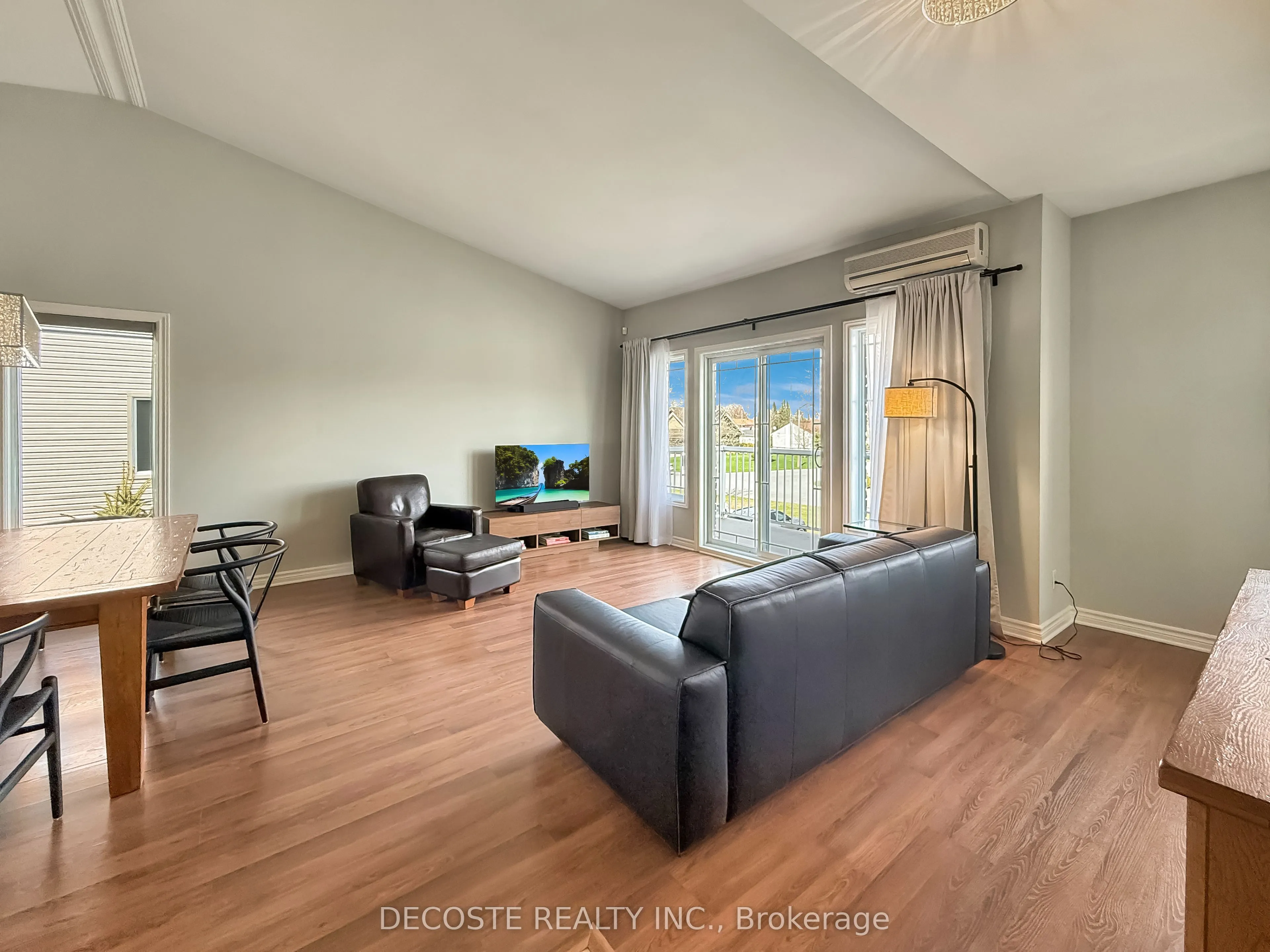28 Valain Street, #8