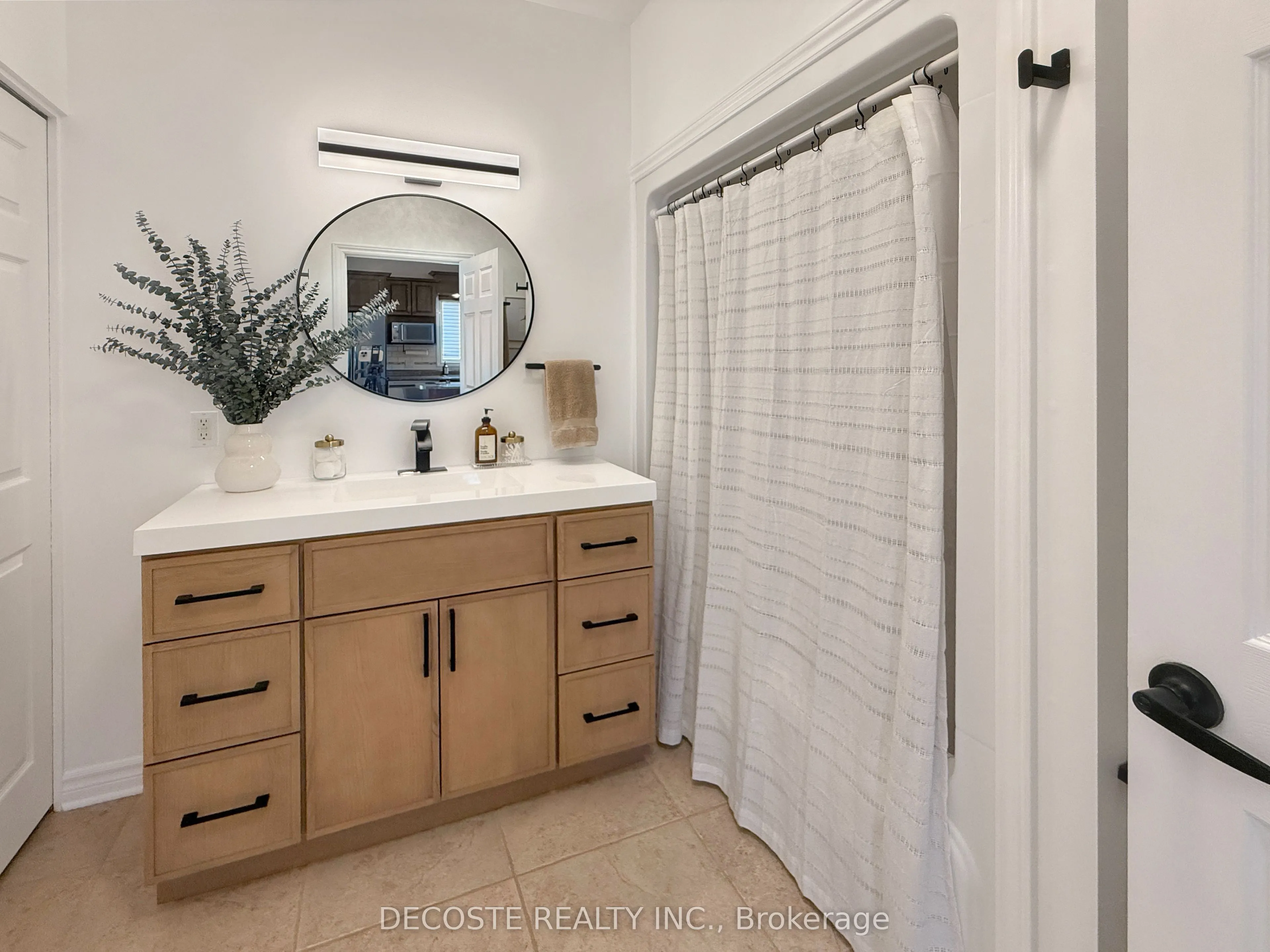 28 Valain Street, #8