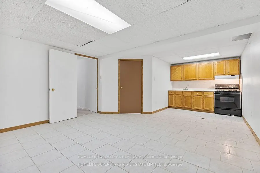 1565 Hastings Drive