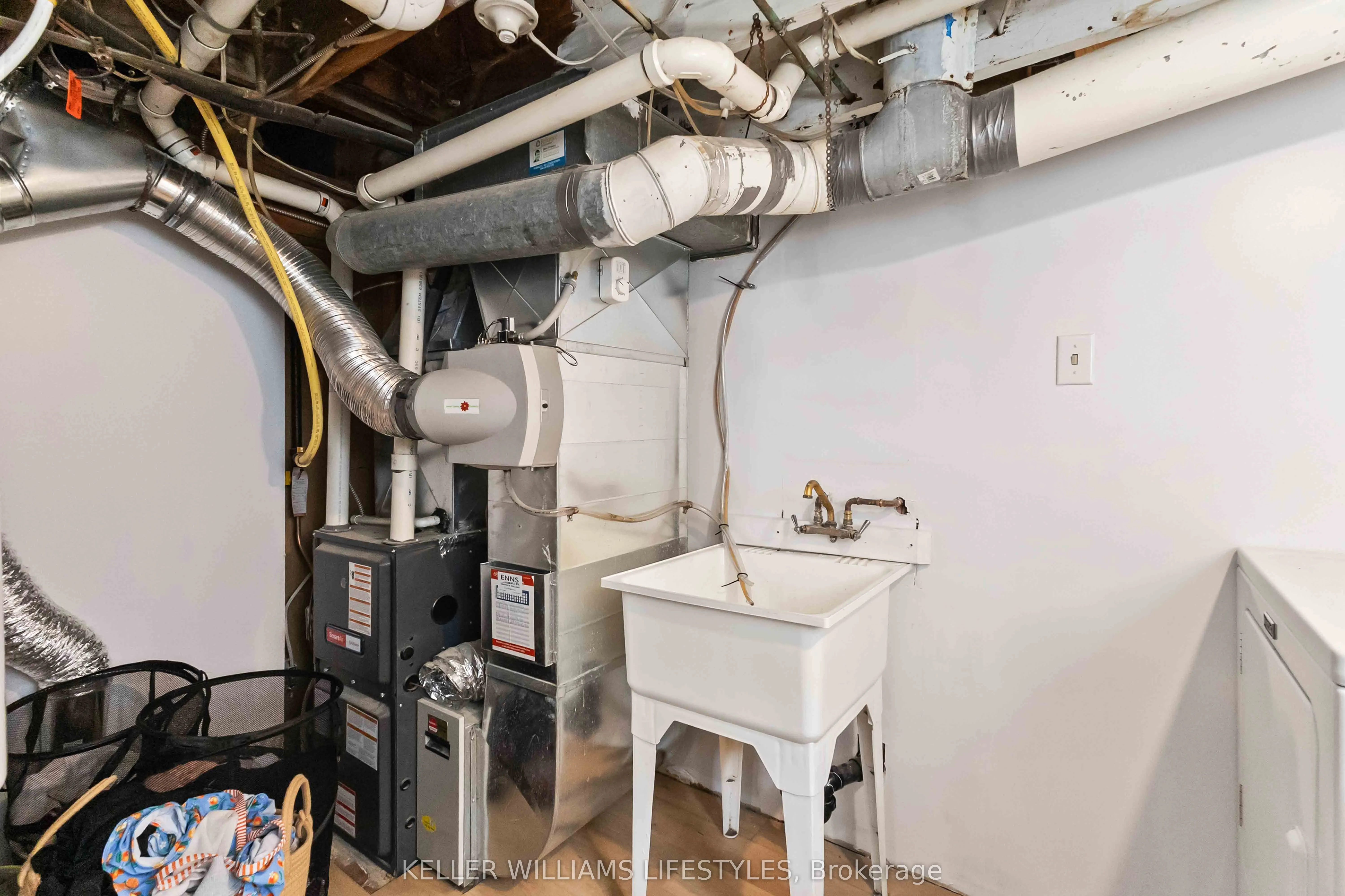 7 Cummings Avenue, #Lower
