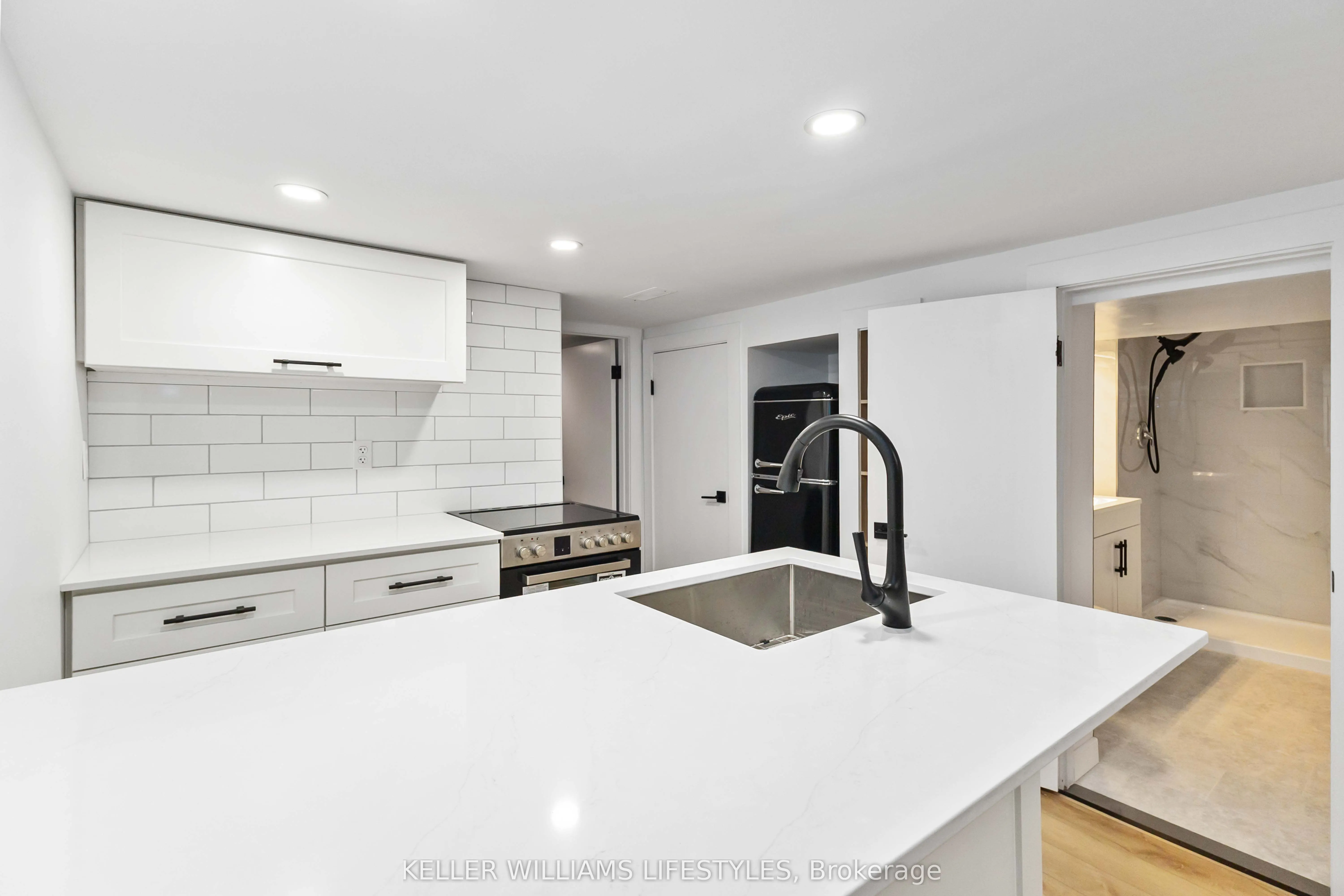 7 Cummings Avenue, #Lower