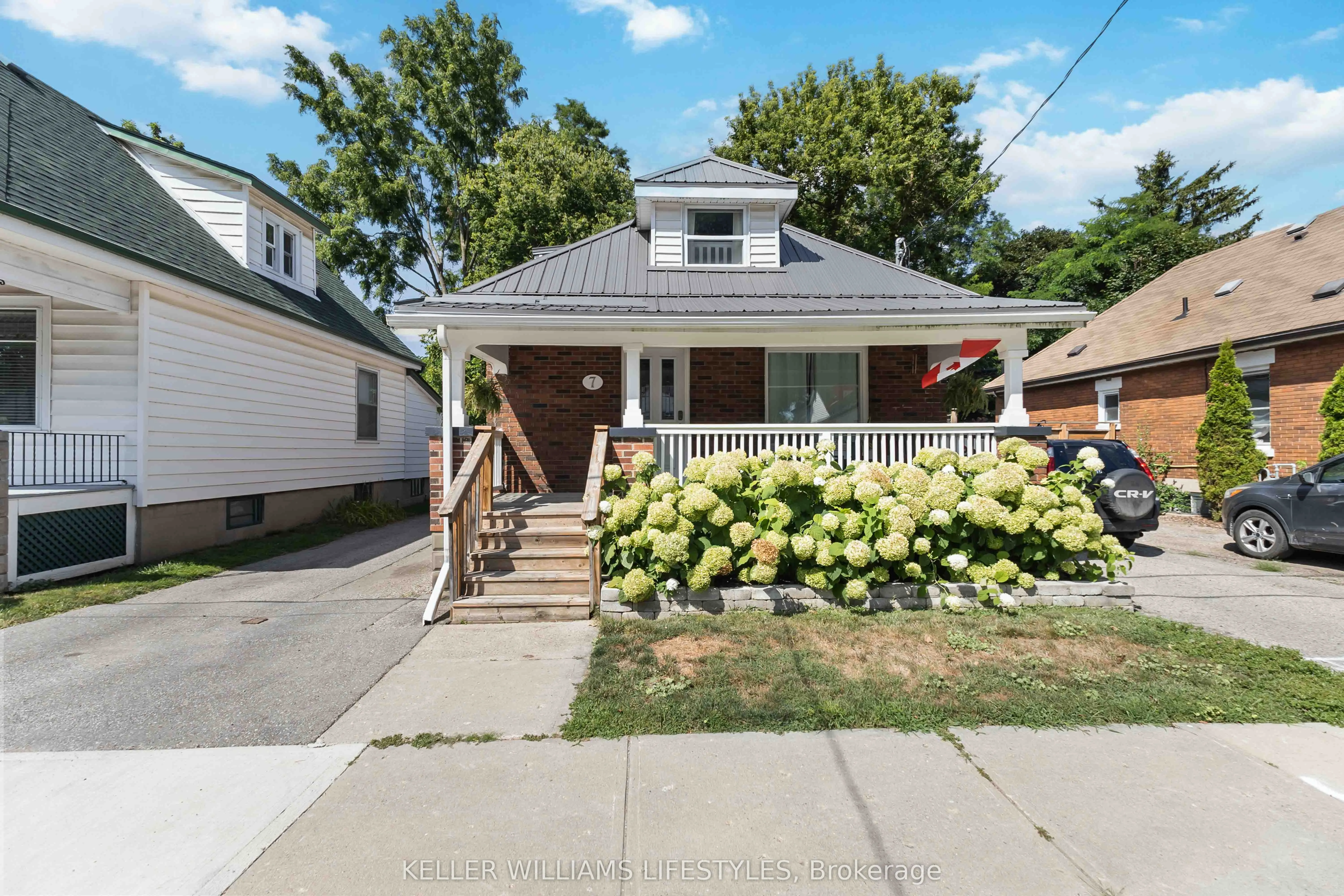 7 Cummings Avenue, #Lower